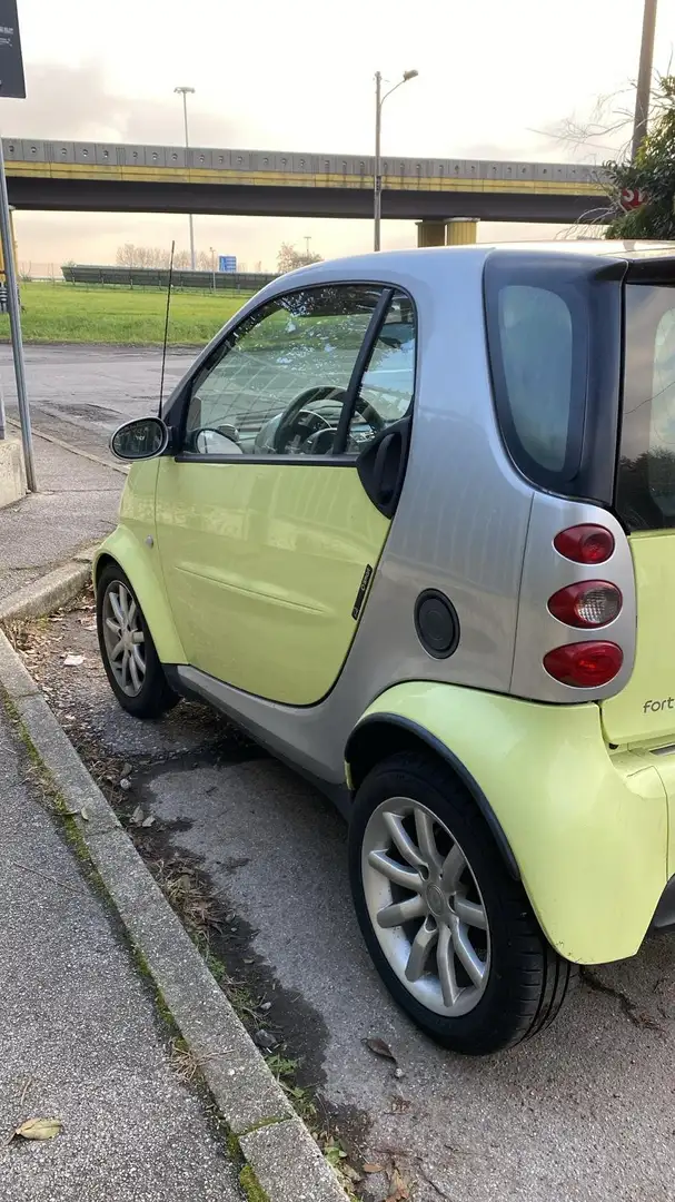 smart city-coupé/city-cabrio Fortwo I 1998 0.7 Passion 61cv Jaune - 1