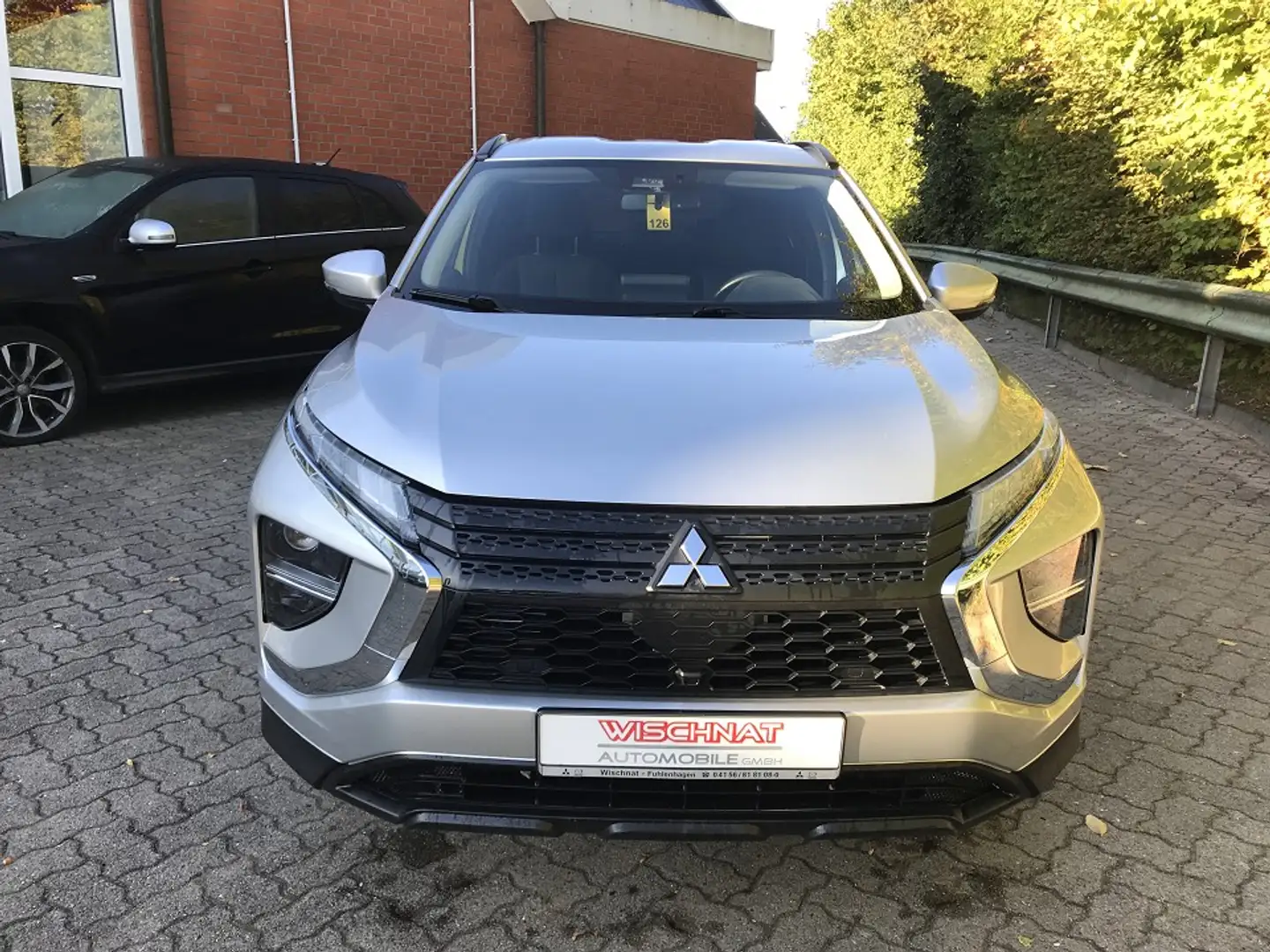Mitsubishi Eclipse Cross Plug-in Hybrid Basis Silber - 2
