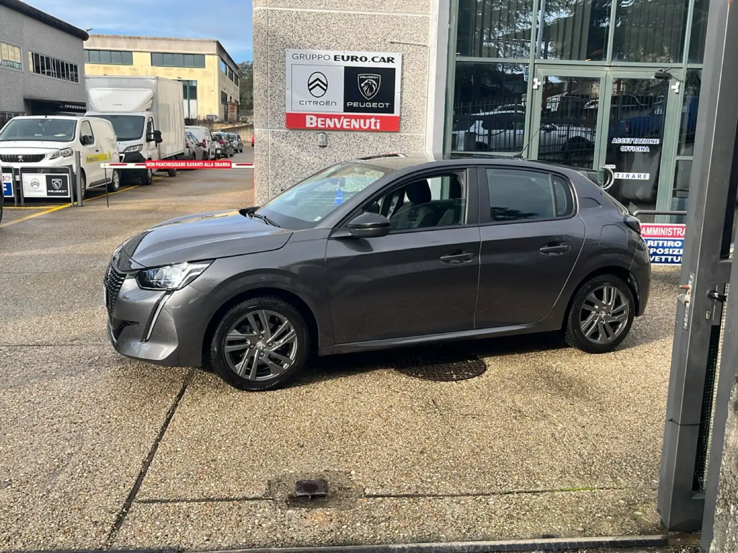 Peugeot 208 208 PureTech 100 Stop&Start 5 porte Active Pack Grigio - 2