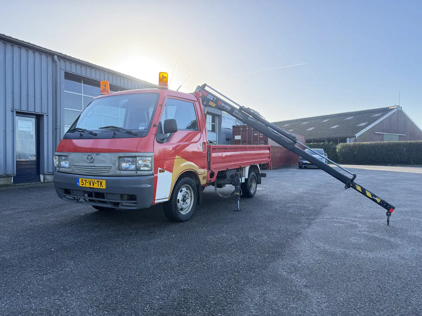 Mazda E Series E2200 BONGO | LAADKRAAN | APK 12/2026 Rot - 1