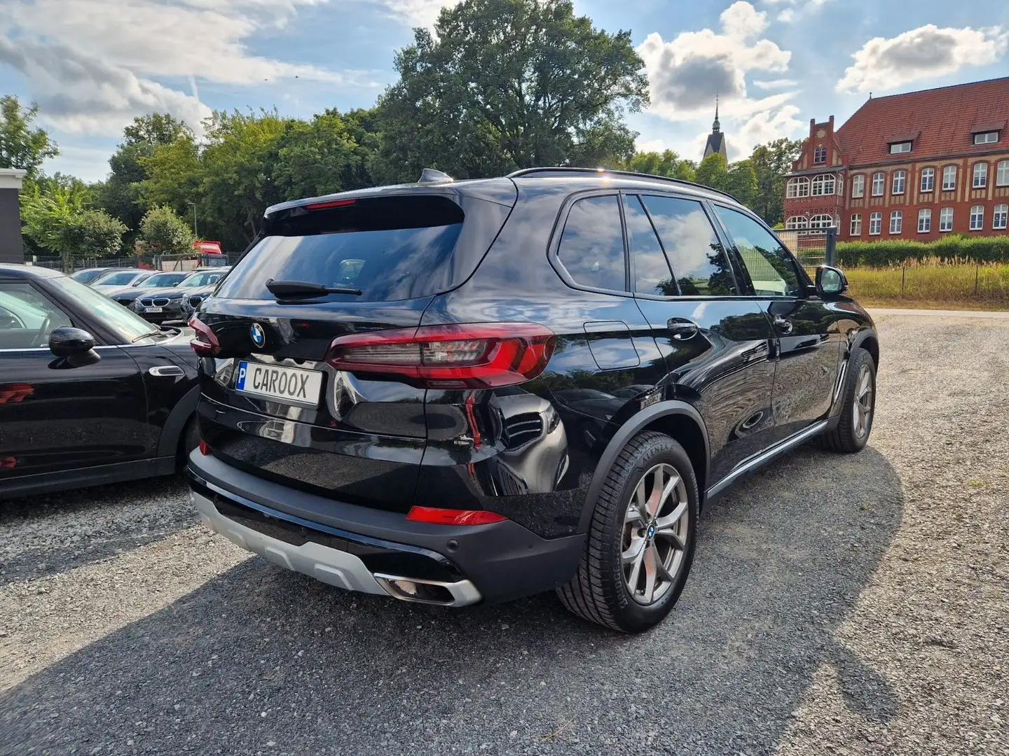 BMW X5 xDrive 30d xLine HUD HiFi ACC LEDER Zwart - 2