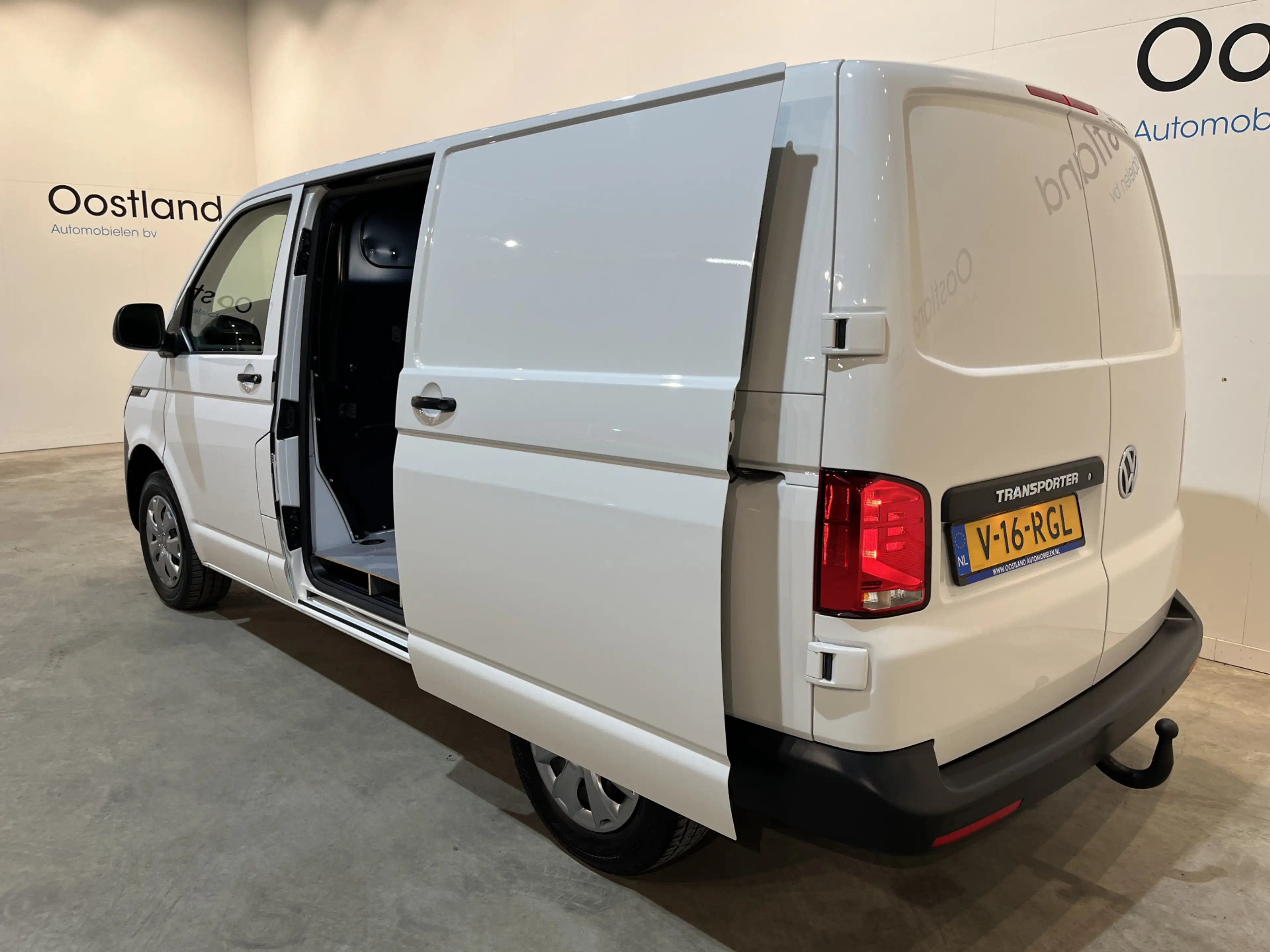 Volkswagen T6.1 Transporter 2.0 TDI L1H1 150 PK Automaat / Euro 6 / Schuifdeur — photo 14