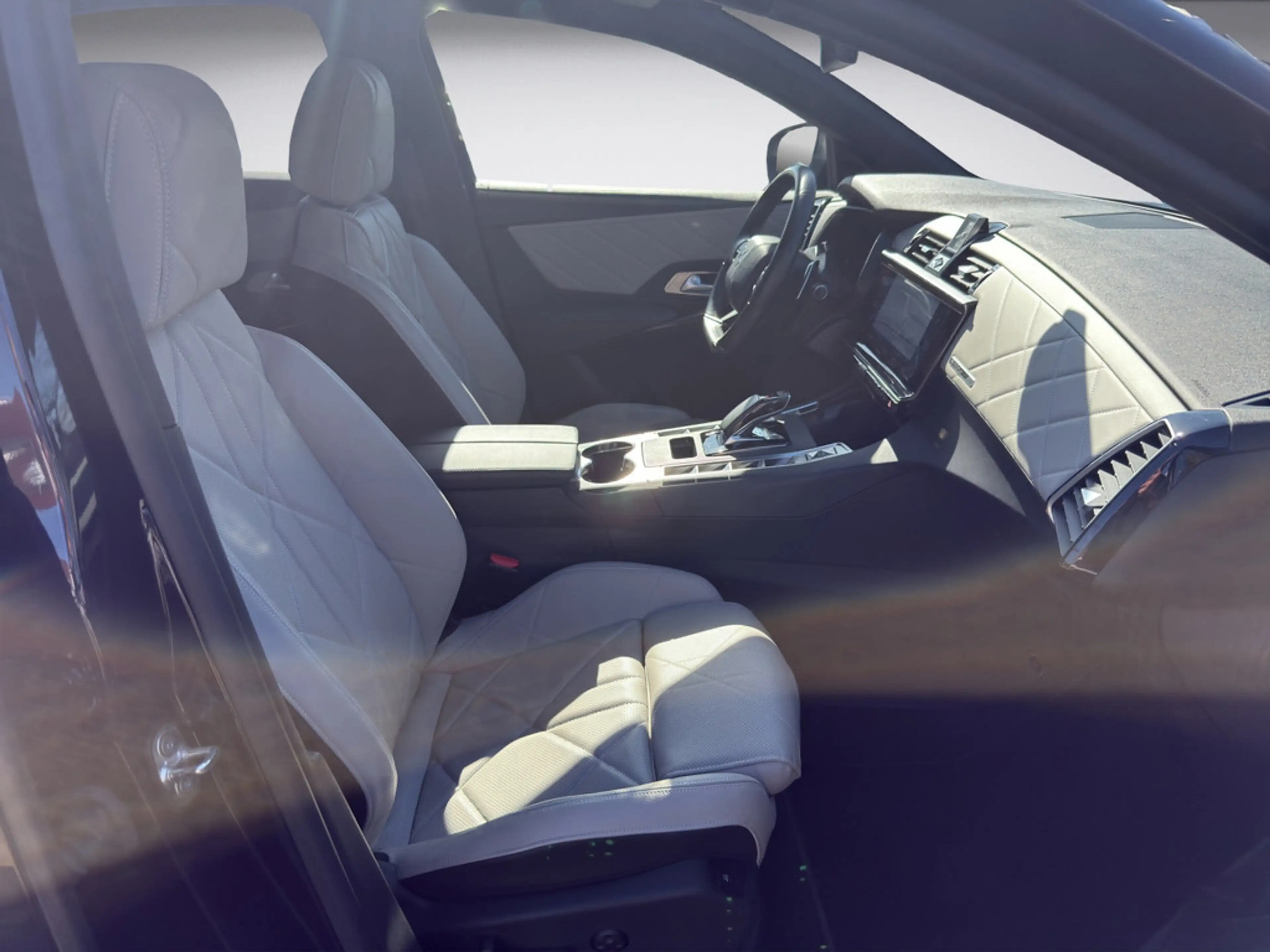 DS Automobiles DS 7 Crossback 1.6 E-Tense 4x4 Rivoli — photo 14