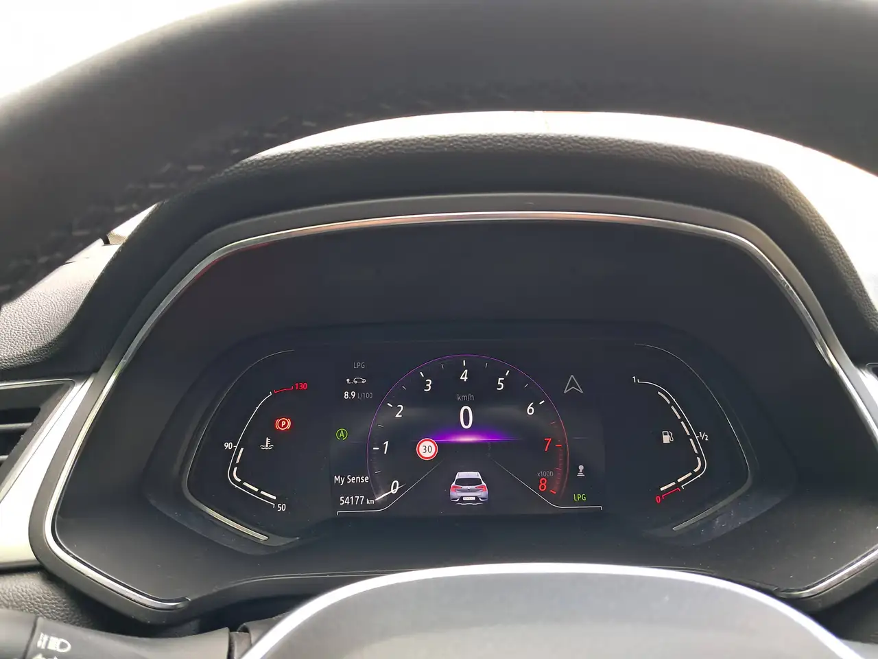 Renault Captur — photo 5