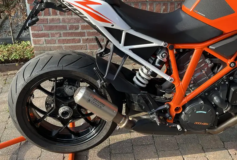 KTM 1290 Super Duke R - foto 5