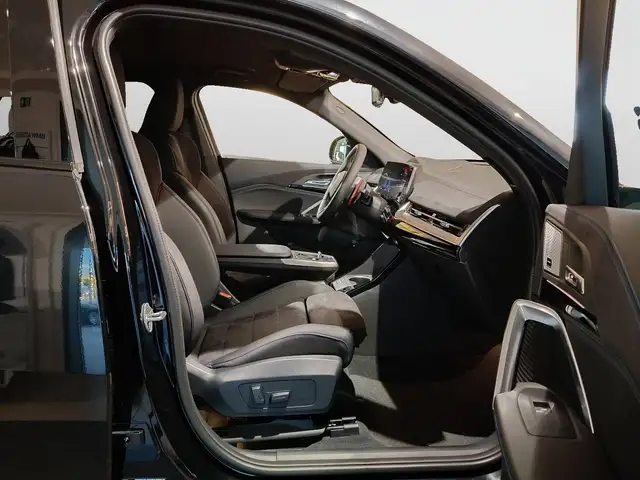 BMW X2 view 9