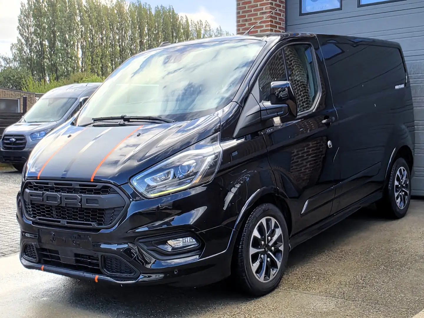 Ford Transit Custom - SPORT - 85.000 KM - Automaat - 185 PK Noir - 2