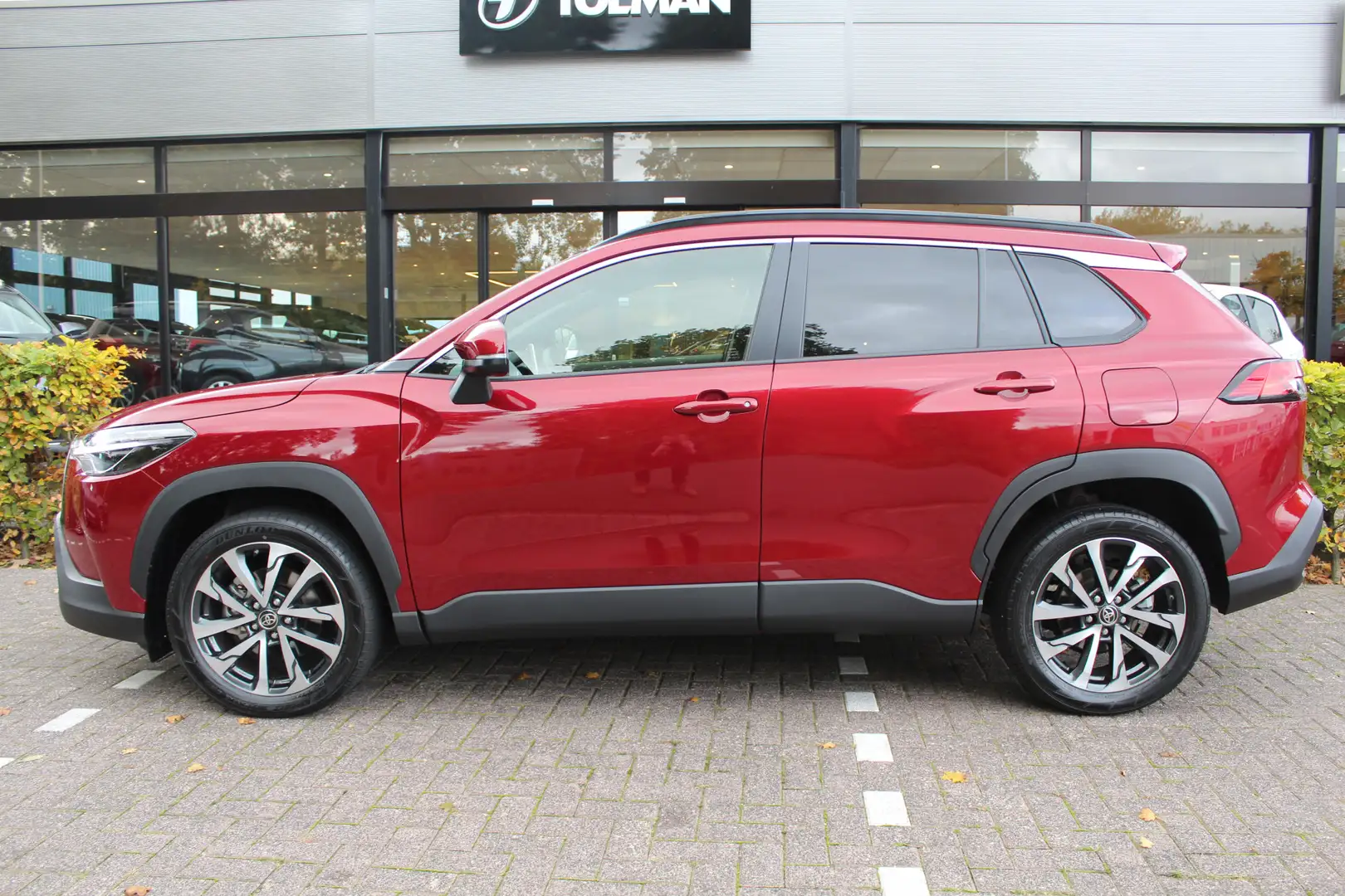 Toyota Corolla Cross 1.8 Hybrid 140 Style Plus | Rijklaar | Stoel-/stuu Rot - 2