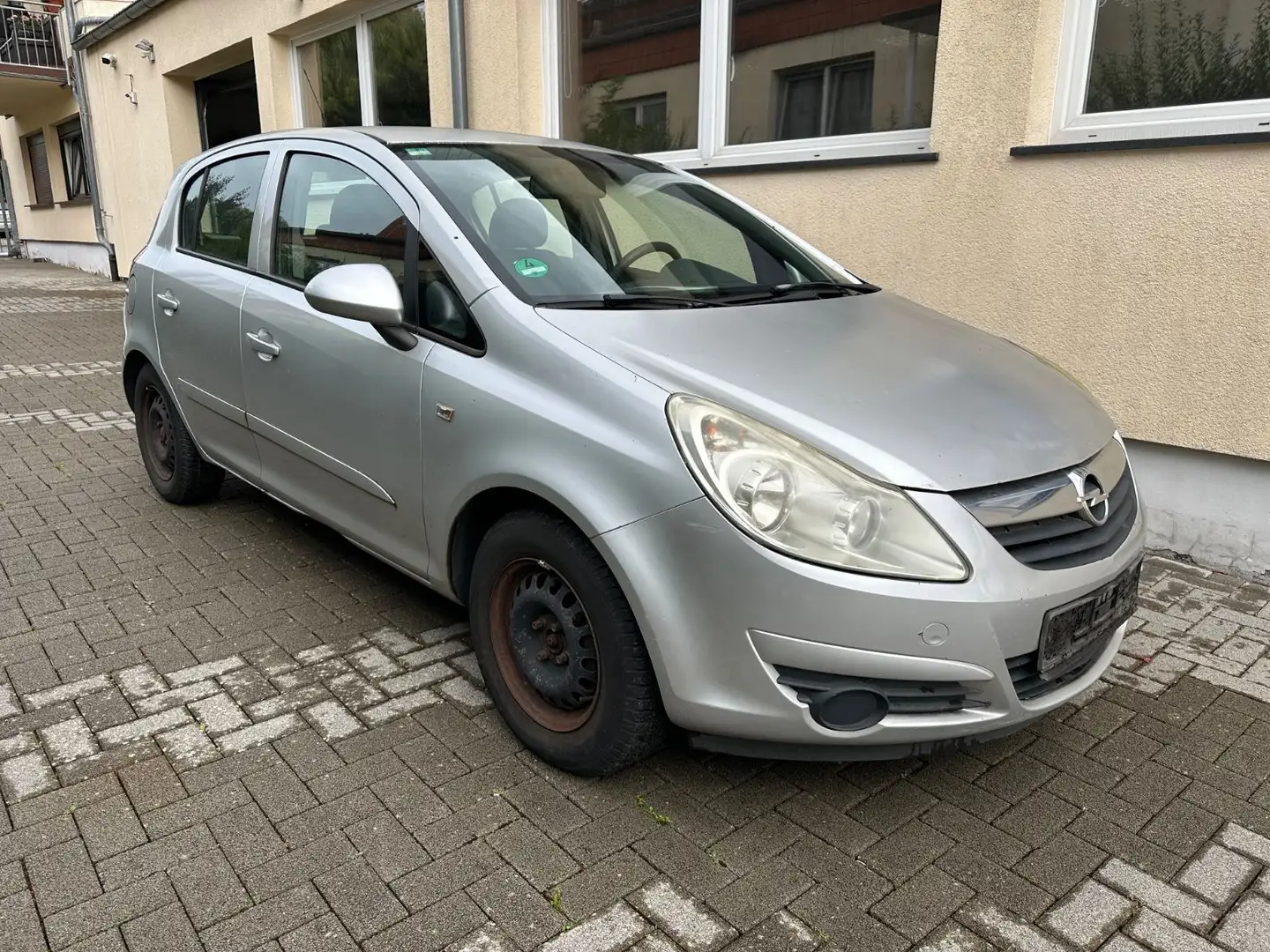 Opel Corsa D 1.2 16V Edition KLIMA 5-TRG FLEX-FIX Silber - 1