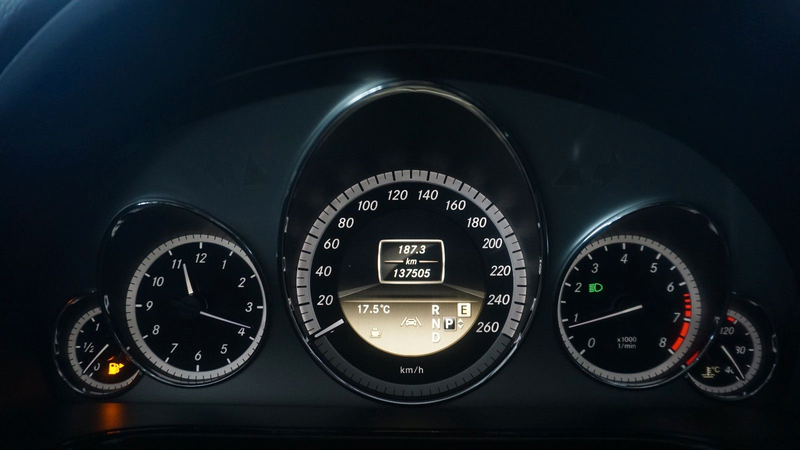 Mercedes-Benz E 300 CGI BlueEfficiency GSD*XENON*LUFT*TOTW!! — photo 14
