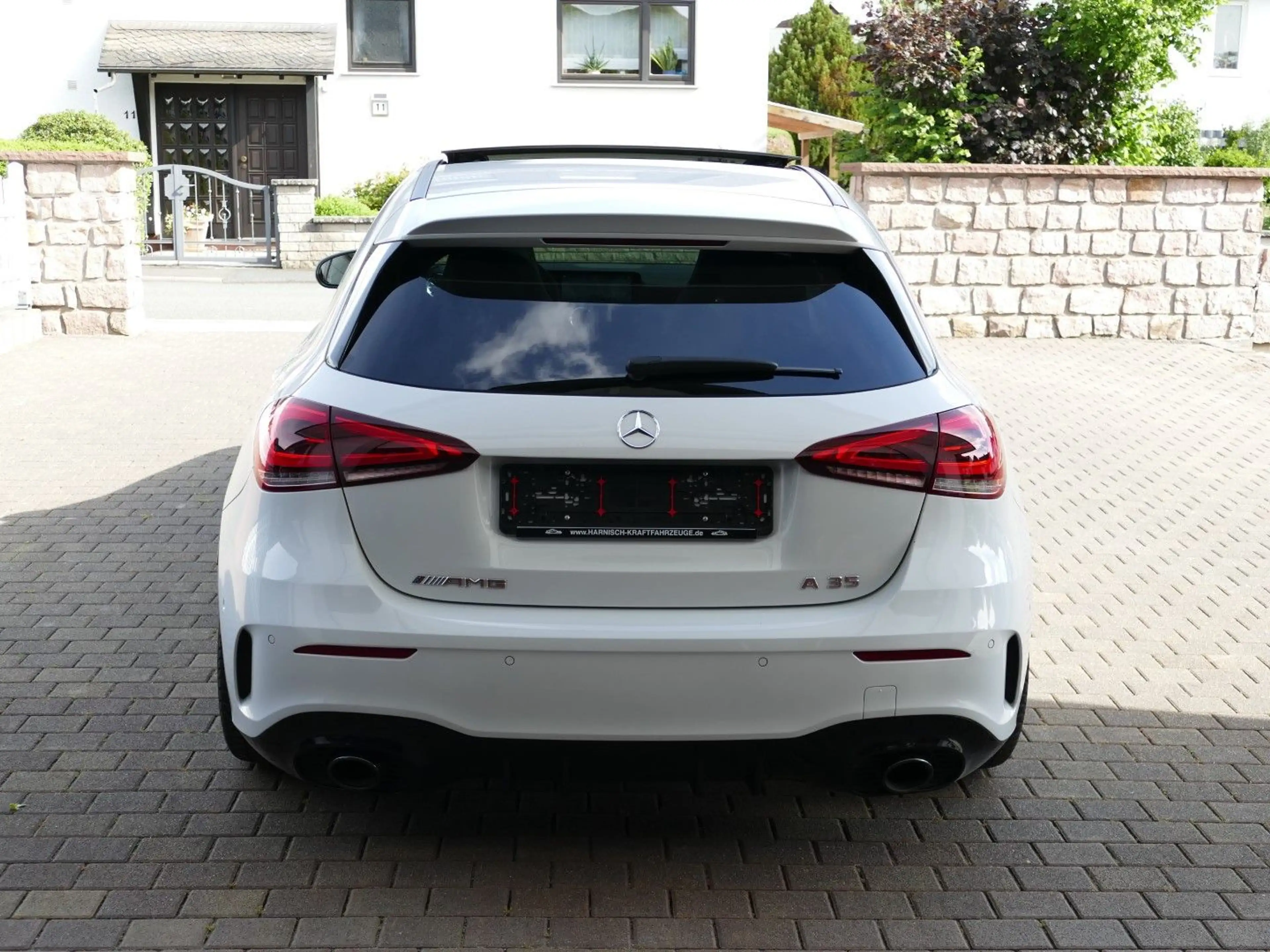 Mercedes-Benz A 35 AMG 4 Matic * Panodach+Distronic+LED+19"Alu — photo 5