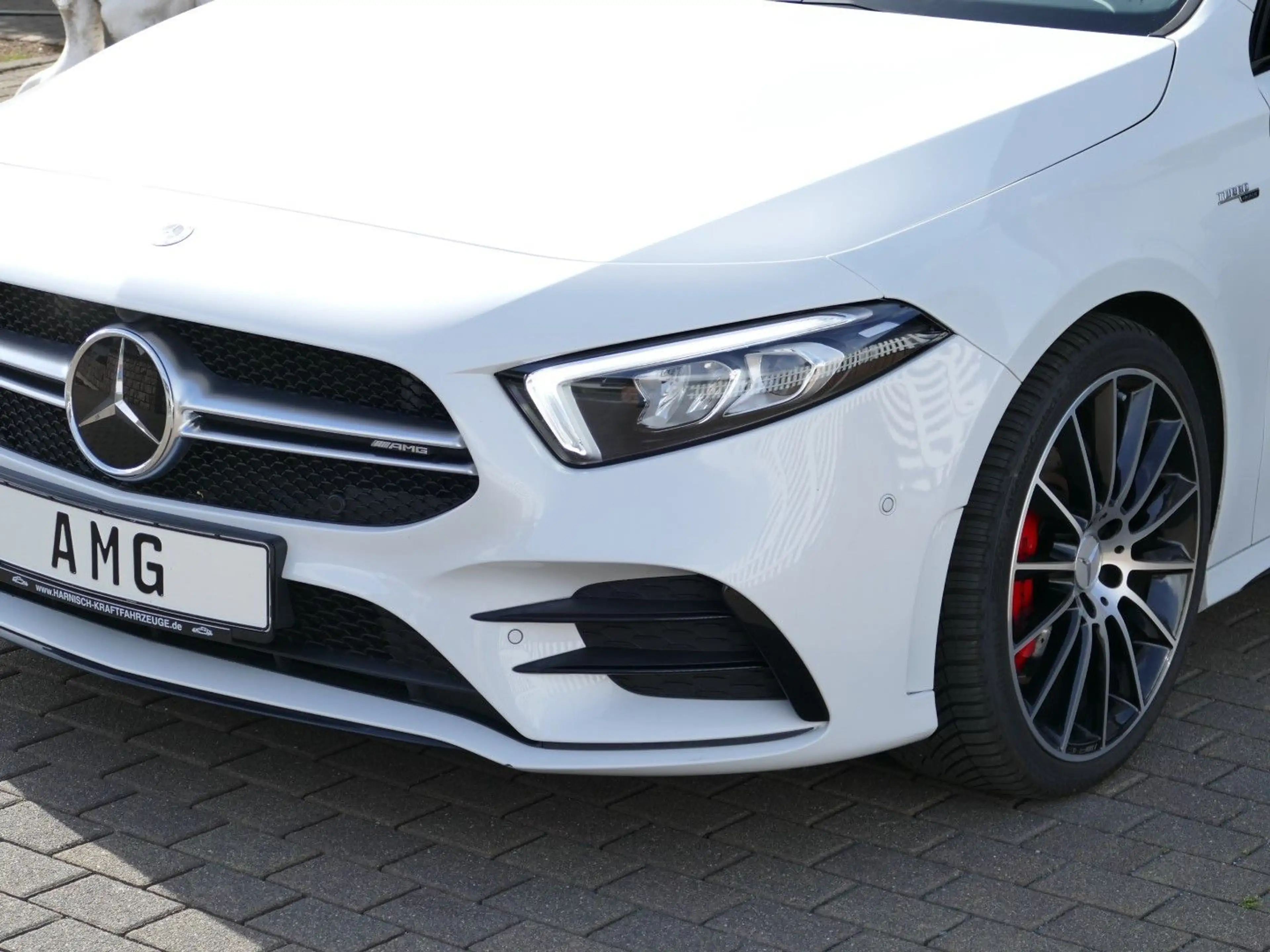 Mercedes-Benz A 35 AMG 4 Matic * Panodach+Distronic+LED+19"Alu — photo 7