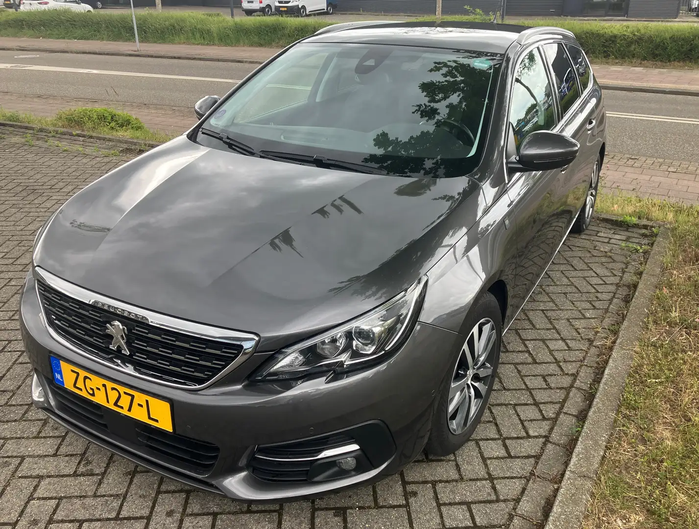 Peugeot 308 308 1.2 PureTech TechEdition Szary - 2