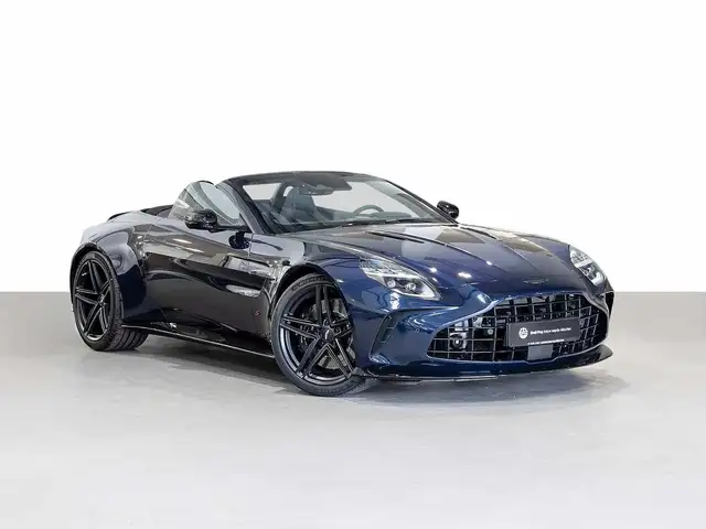 Aston Martin V8