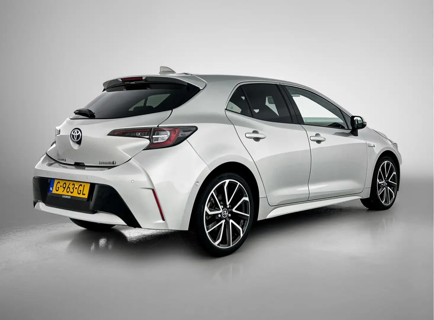 Toyota Corolla 1.8 Hybrid Executive | Navigatie | BLS | PDC V+A | Grau - 2