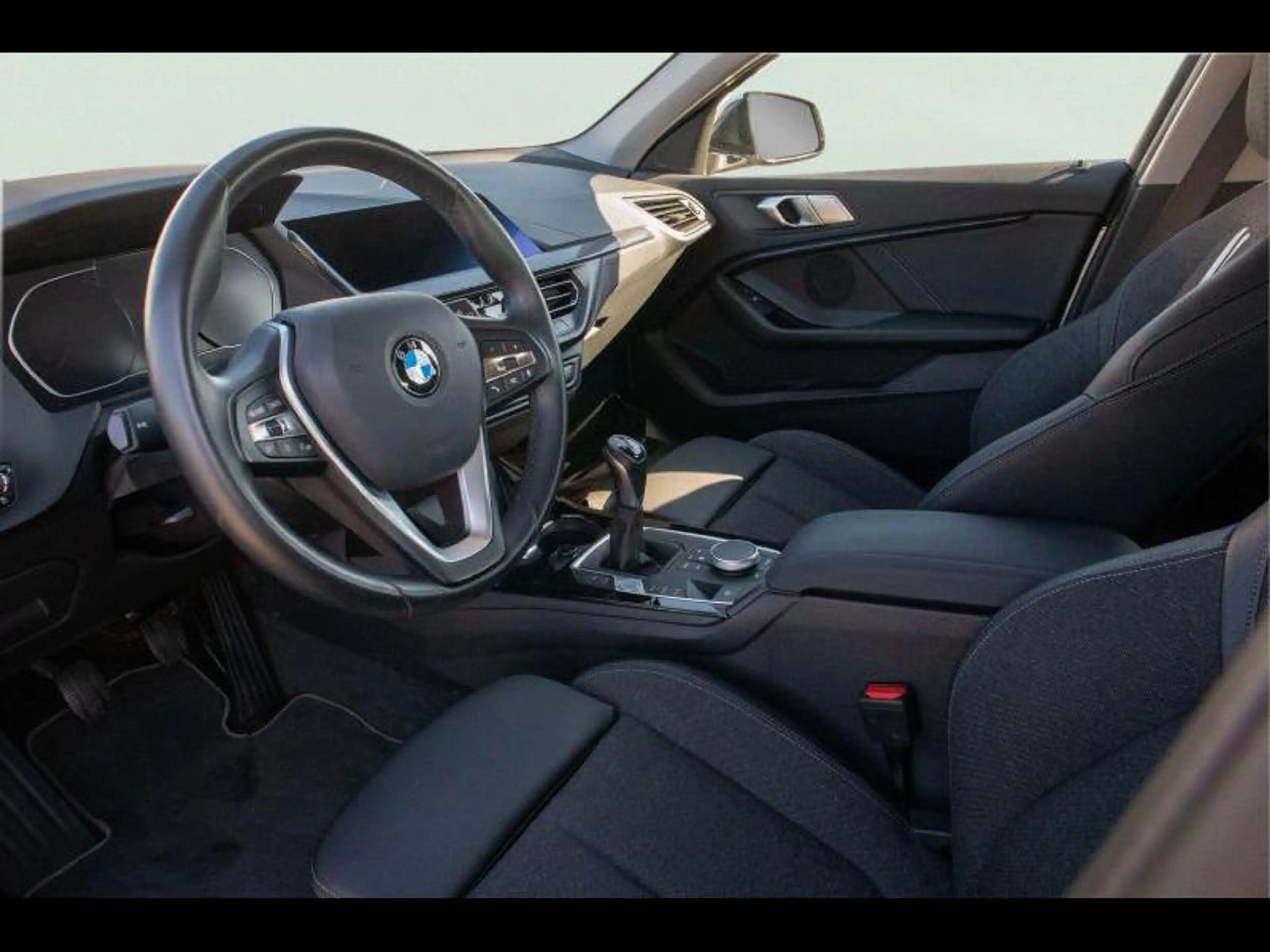 BMW 118 i Hatch - Line Sport 118i Hatch — photo 6
