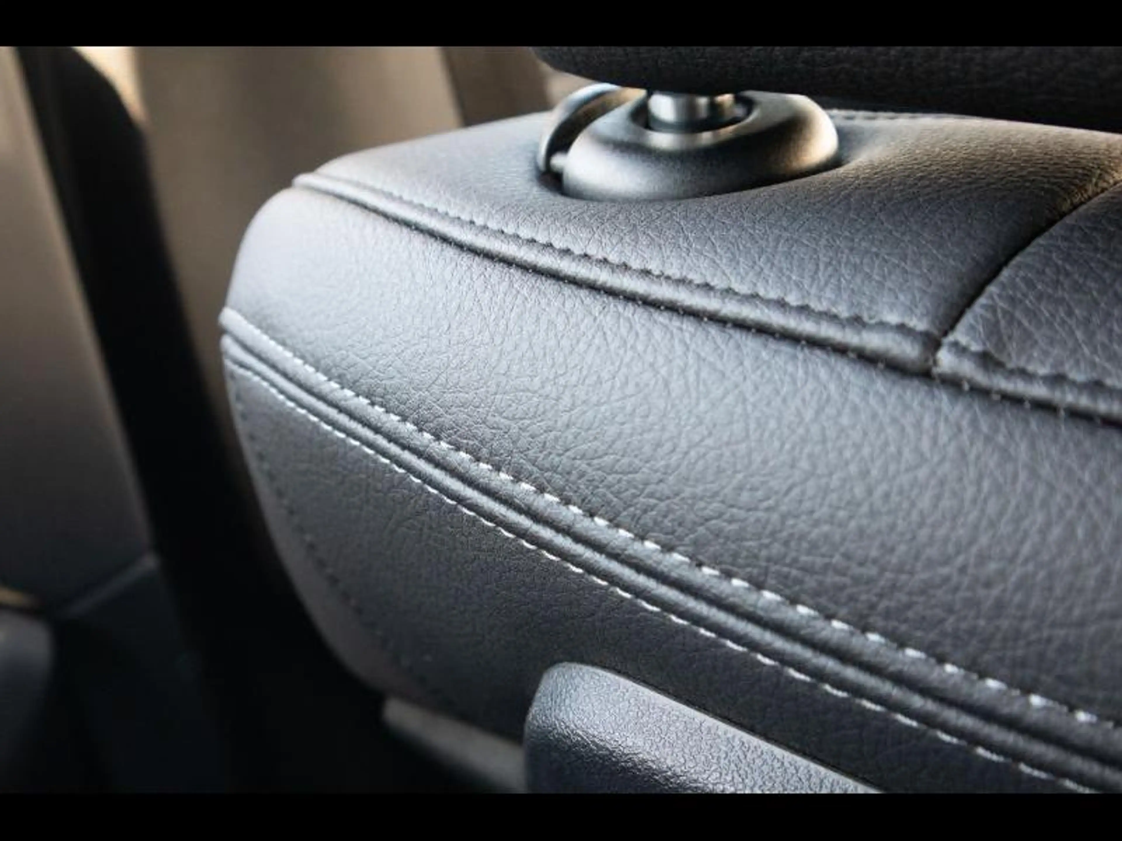 BMW 118 i Hatch - Line Sport 118i Hatch — photo 11
