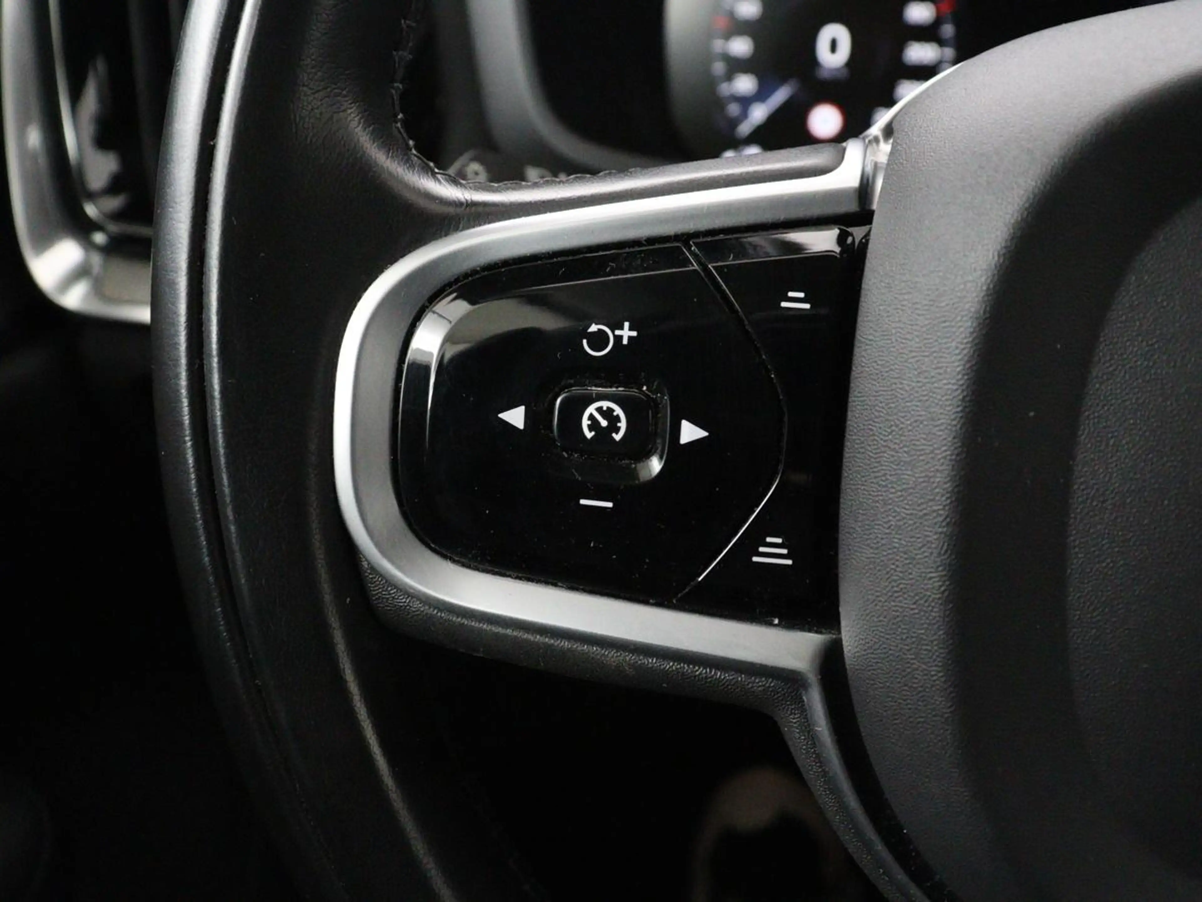 Volvo V60 2.0 T6 Recharge AWD Inscription | Trekhaak | SOH 8 — photo 22