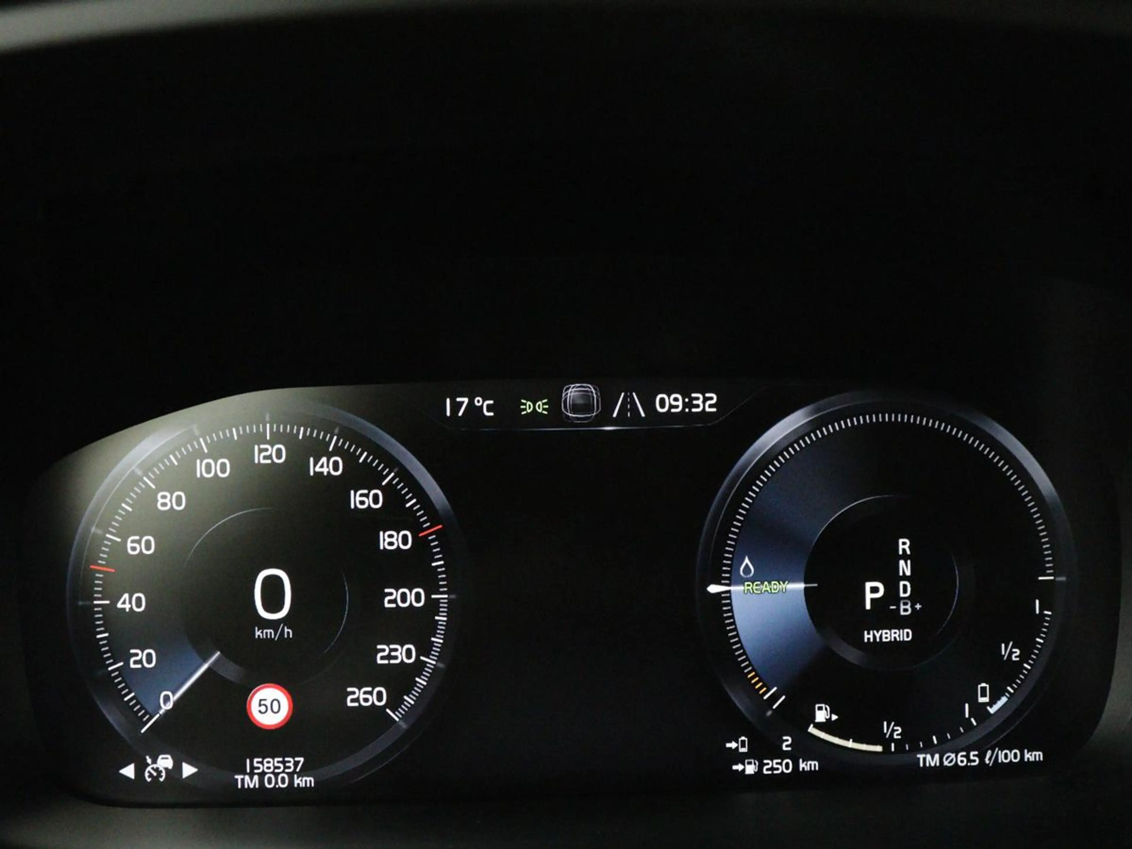 Volvo V60 2.0 T6 Recharge AWD Inscription | Trekhaak | SOH 8 — photo 37