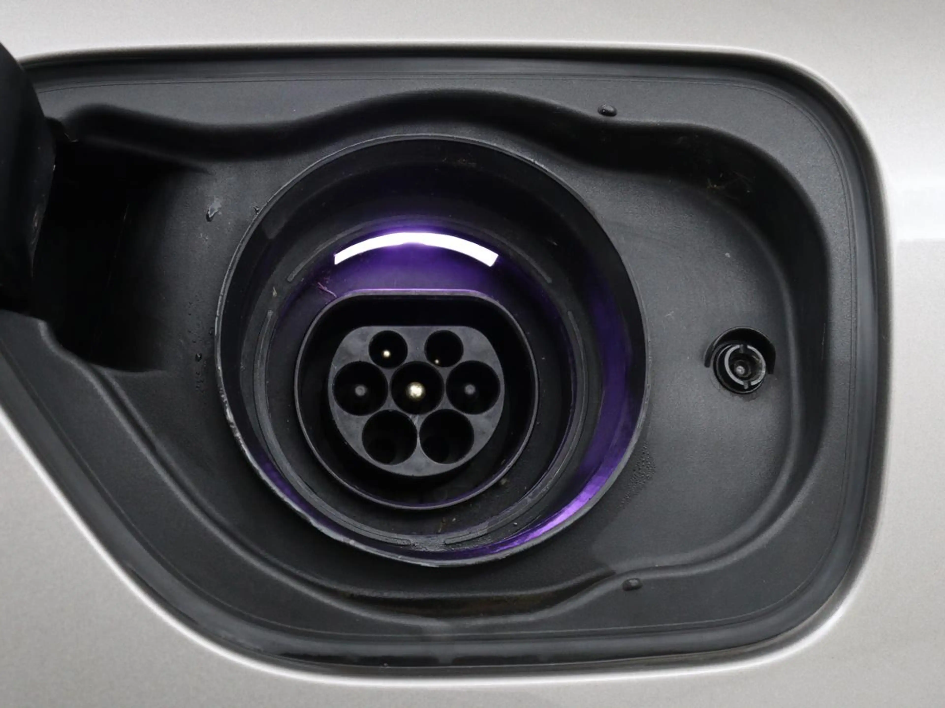 Volvo V60 2.0 T6 Recharge AWD Inscription | Trekhaak | SOH 8 — photo 17