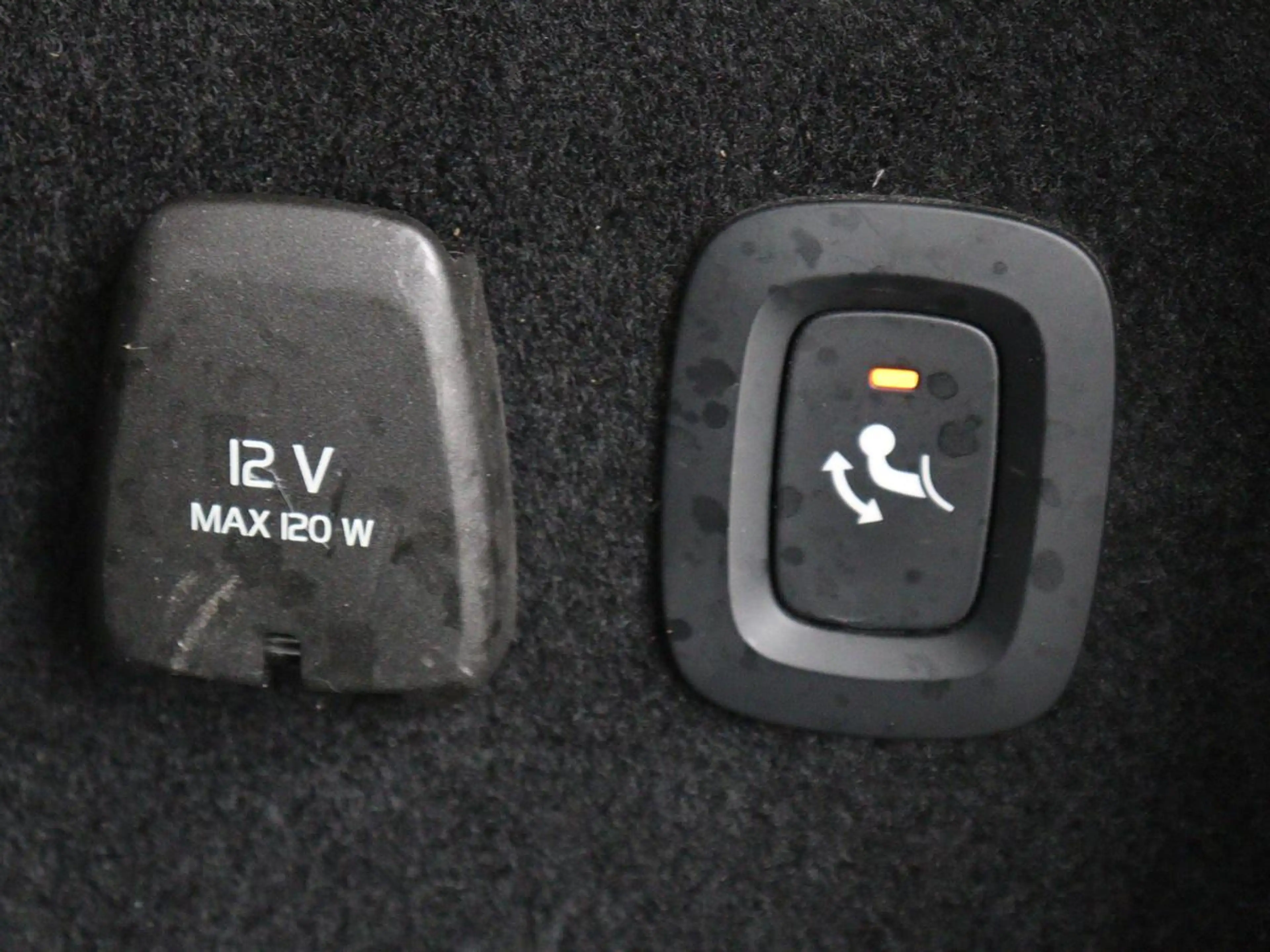 Volvo V60 2.0 T6 Recharge AWD Inscription | Trekhaak | SOH 8 — photo 14