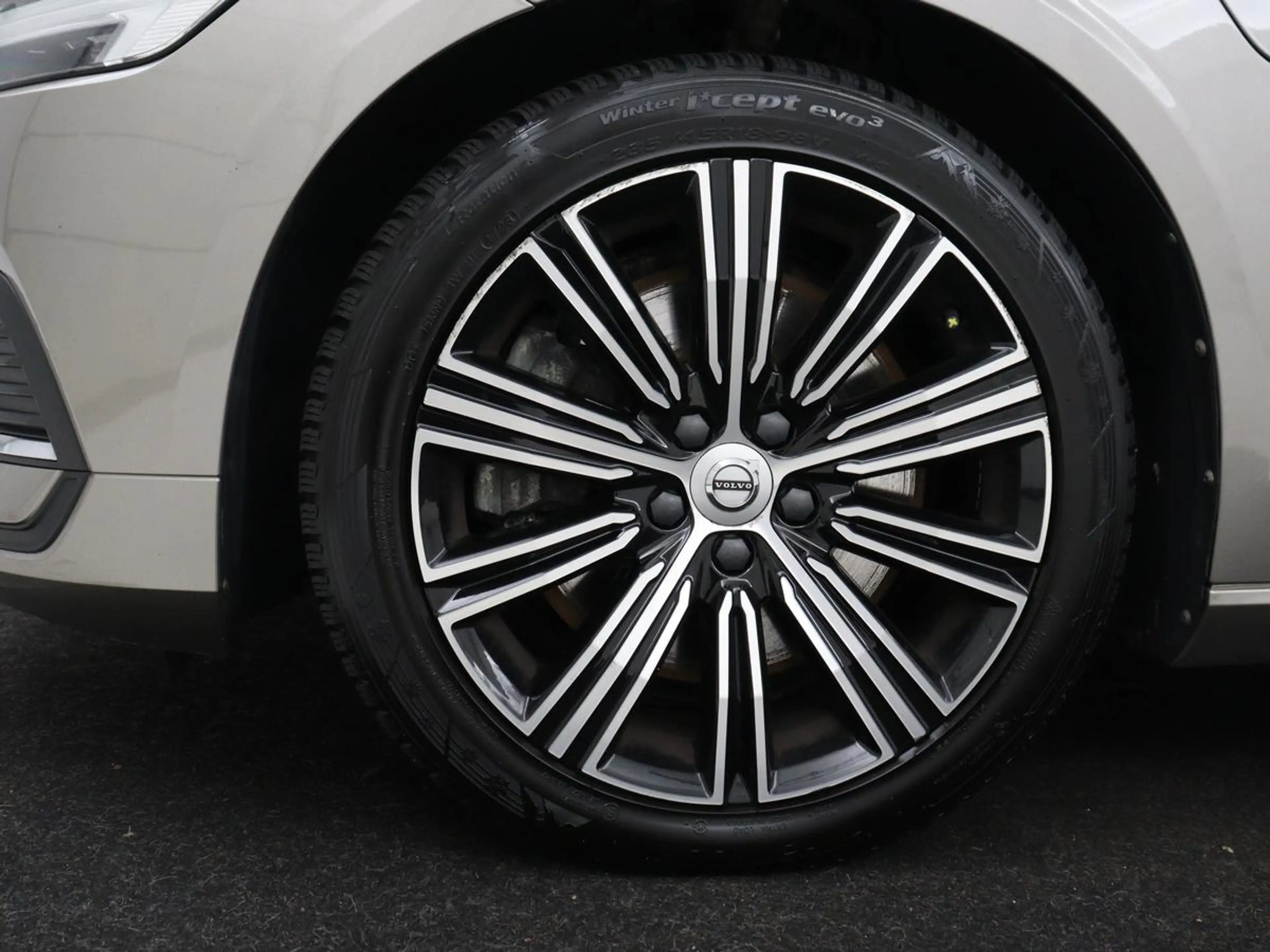 Volvo V60 2.0 T6 Recharge AWD Inscription | Trekhaak | SOH 8 — photo 39