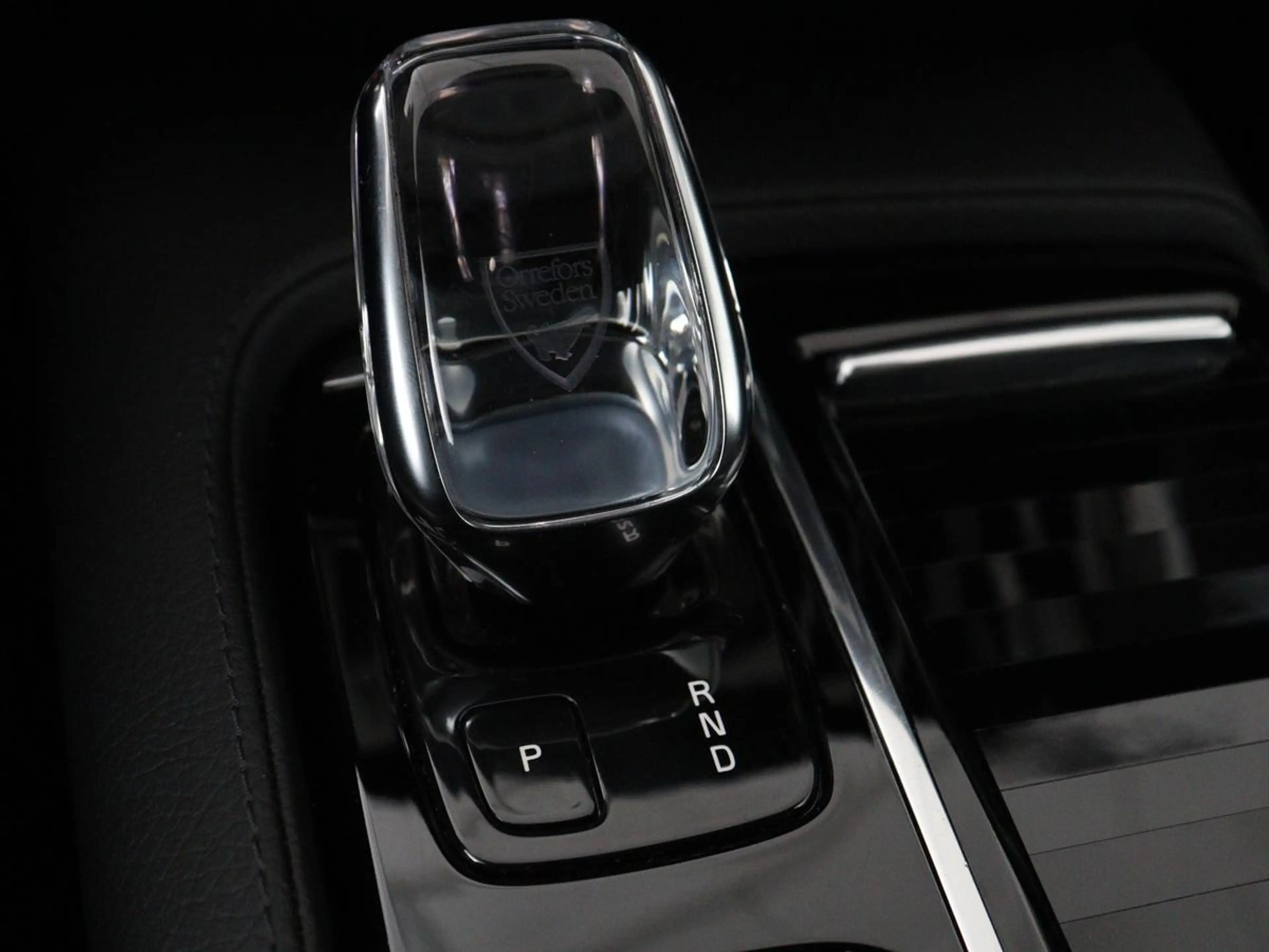 Volvo V60 2.0 T6 Recharge AWD Inscription | Trekhaak | SOH 8 — photo 25