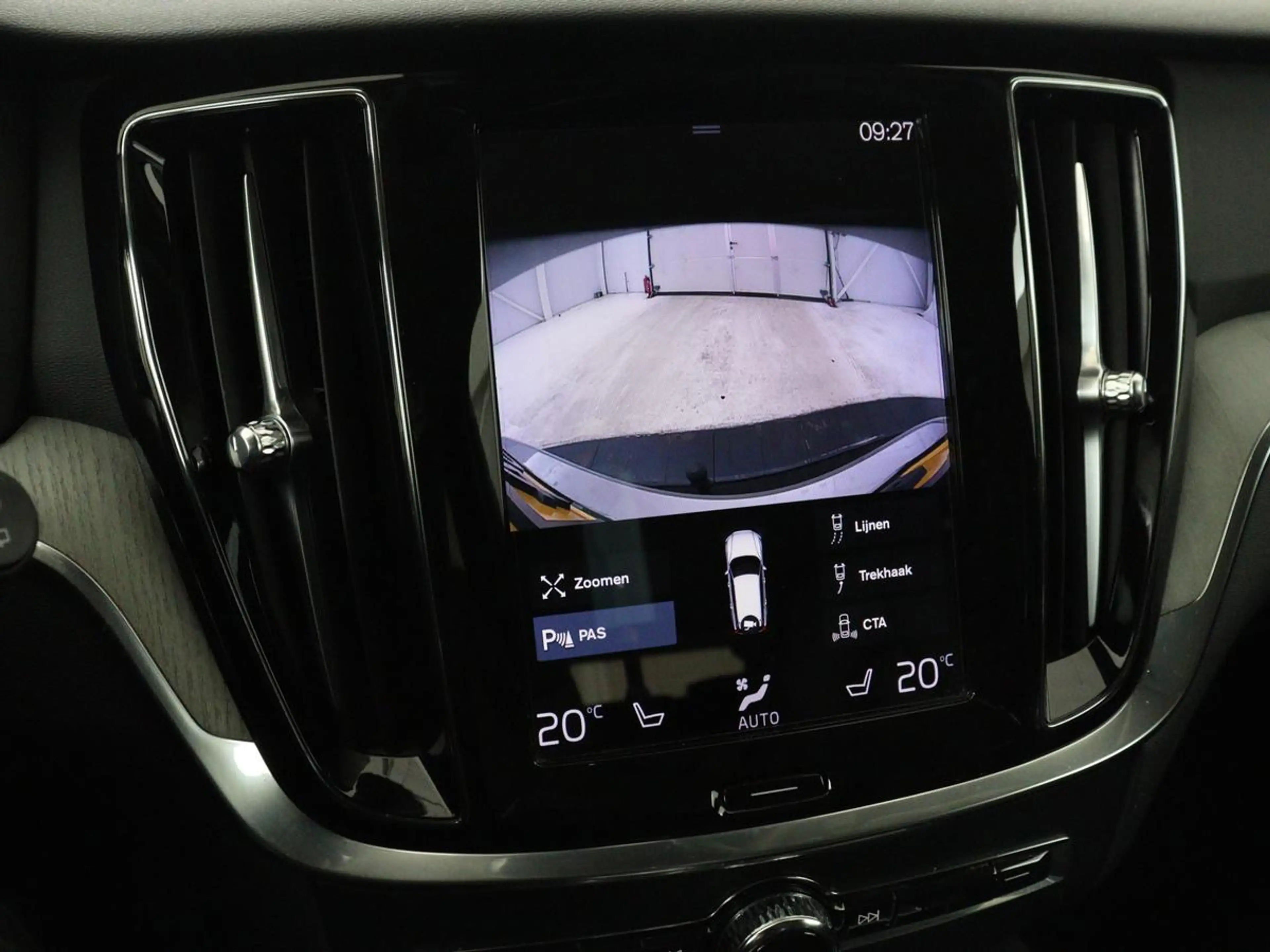 Volvo V60 2.0 T6 Recharge AWD Inscription | Trekhaak | SOH 8 — photo 20