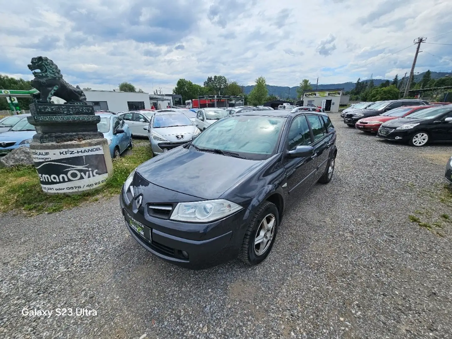Renault Megane Mégane Grandtour Authentique 1,4 16V Grau - 1
