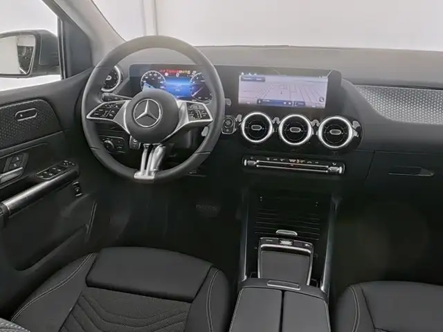 Mercedes-Benz B-Class view 6