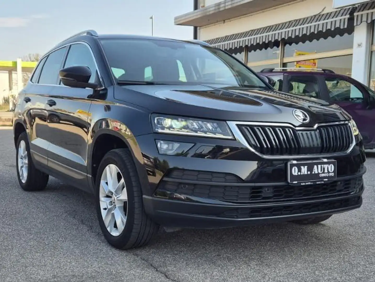 Skoda Karoq 1.0 TSI Executive Nero - 1