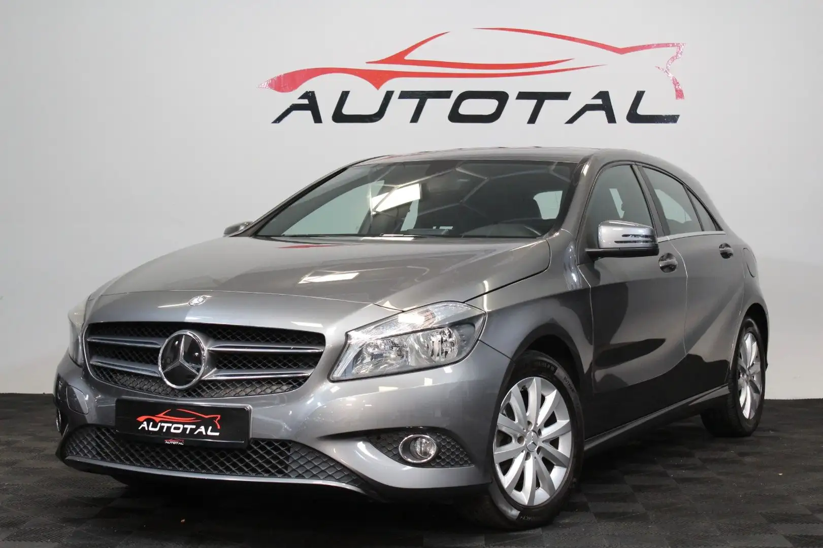 Mercedes-Benz A 180 *BlueEfficiency*Sportsitze*Becker Map*Top! Grau - 1