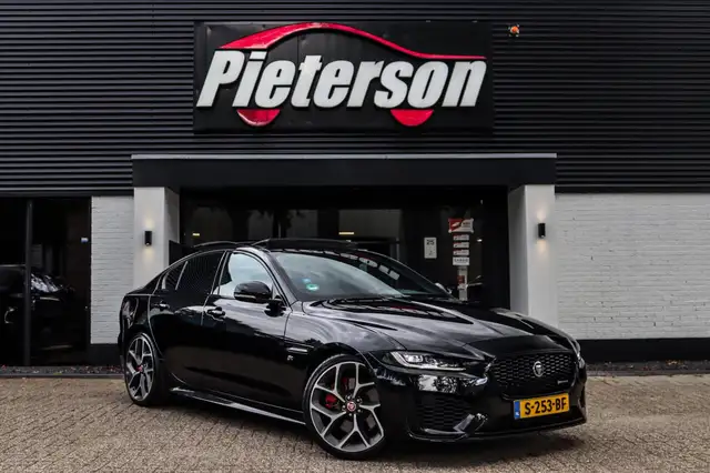 Jaguar XE