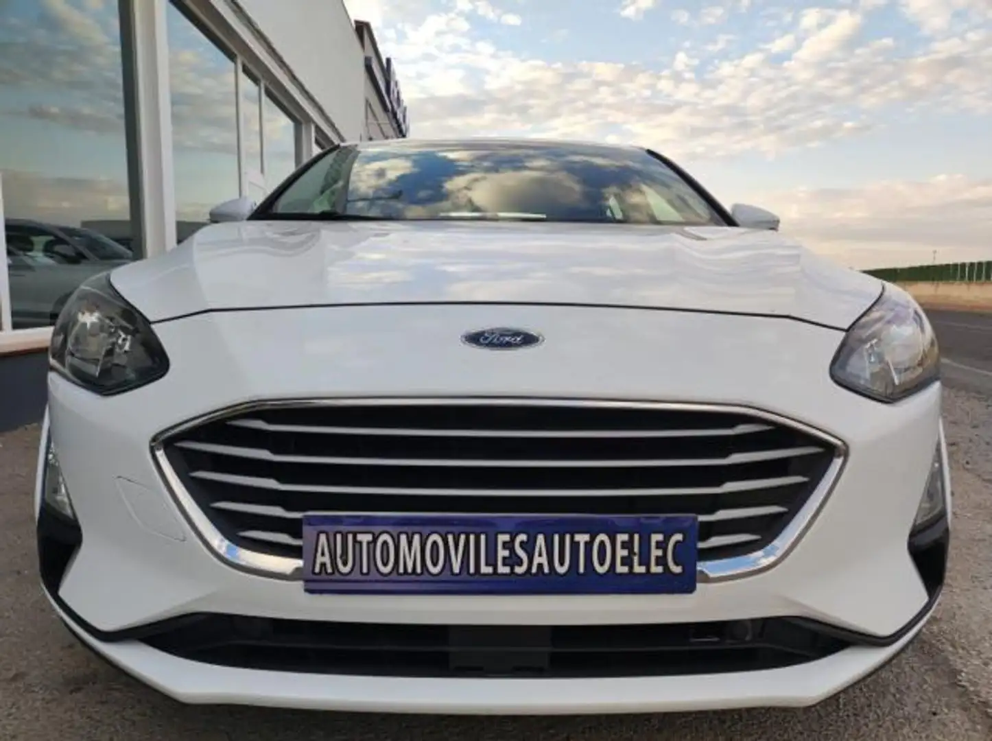Ford Focus Sb. 1.5TDCi Business 120 Blanco - 1