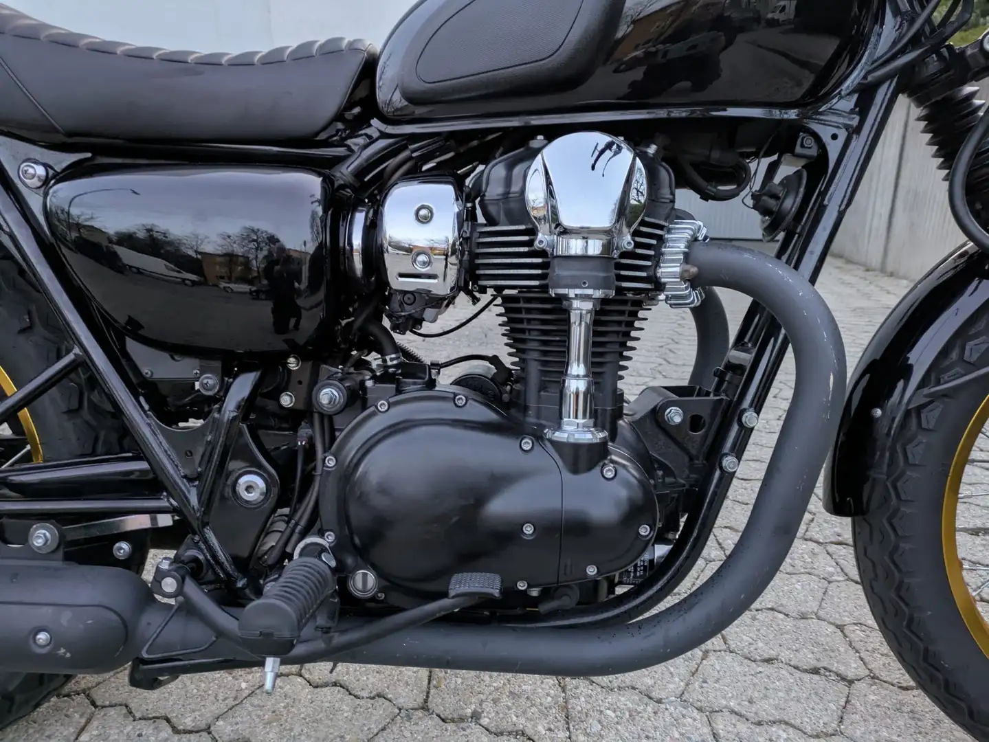 Kawasaki W 800 Spezial Edition Noir - 2