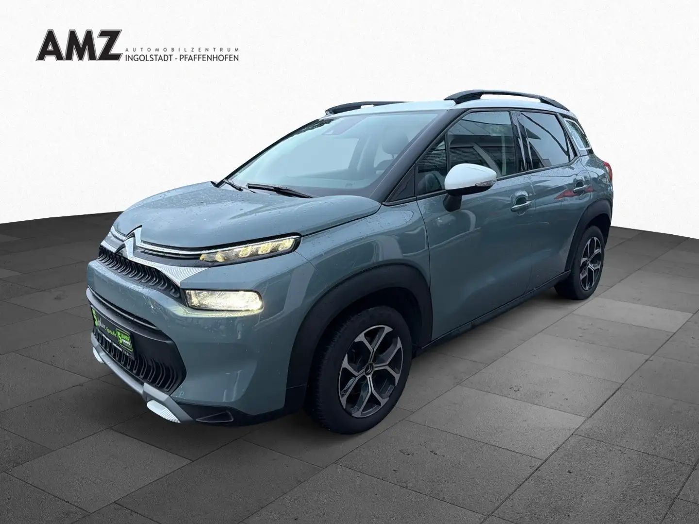 Citroen C3 Aircross 1.2 PureTech 110 Shine Navi+KlimaA Grün - 2