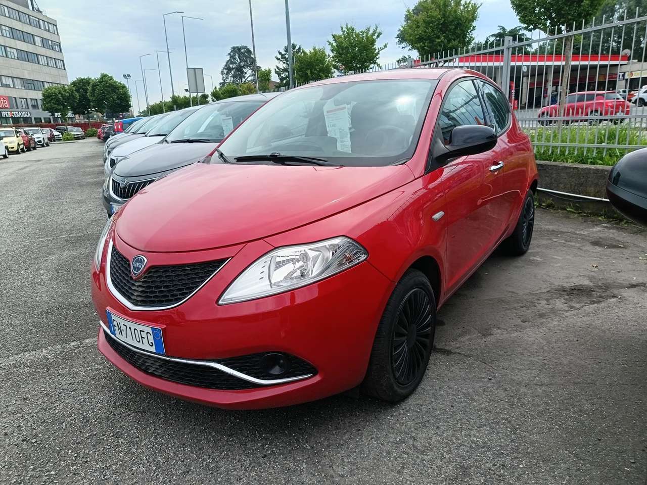 Lancia Ypsilon 1.3 mjt Silver s Vari colori e motorizzaioni