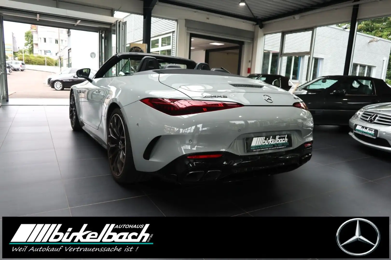 Mercedes-Benz SL 63 AMG 4Matic Perform. Burm. Night Manufaktur Gris - 2