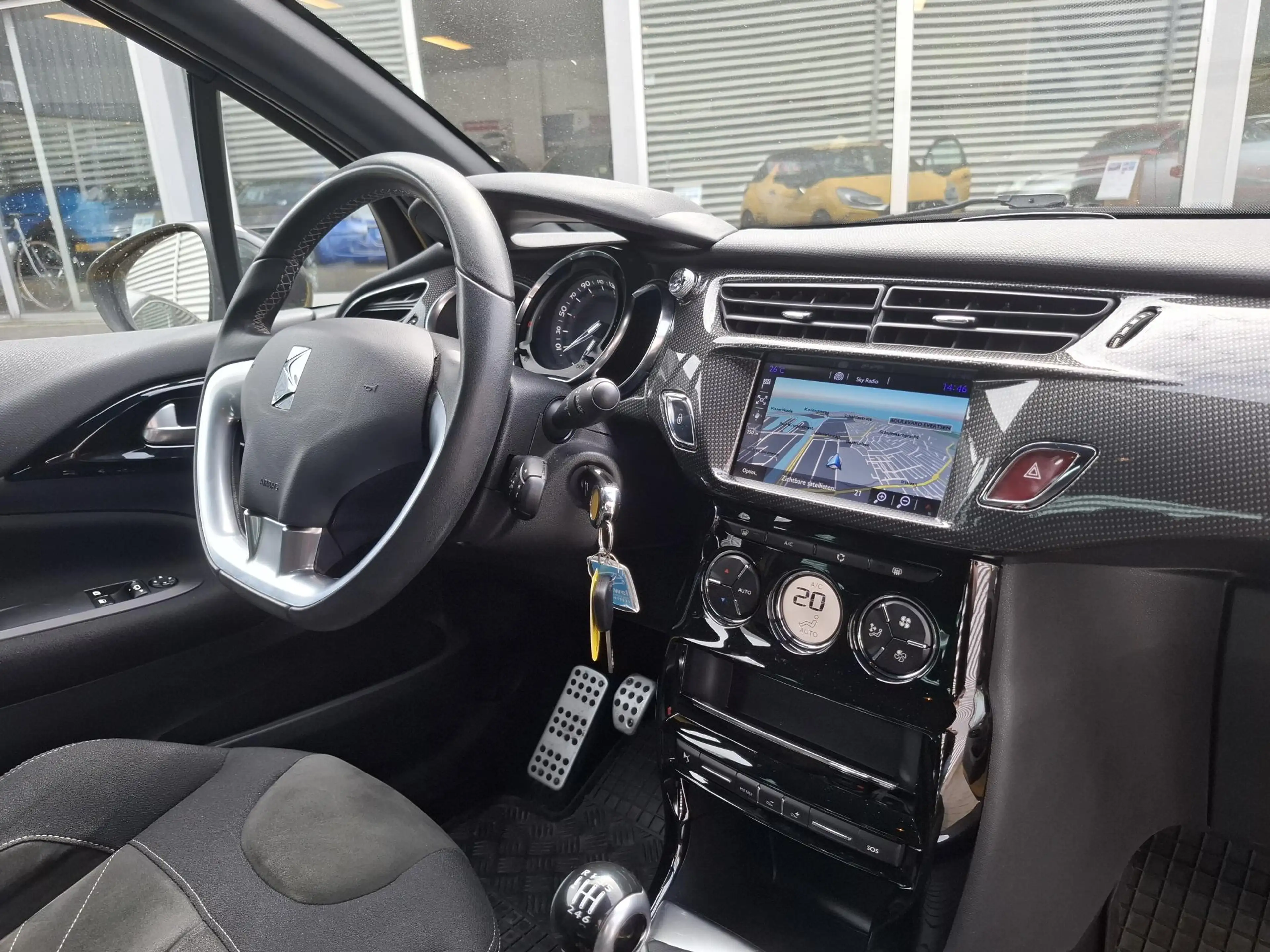 DS Automobiles DS 3 1.2 130 Sport Chic Cam/Clima/Trekhaak — photo 8