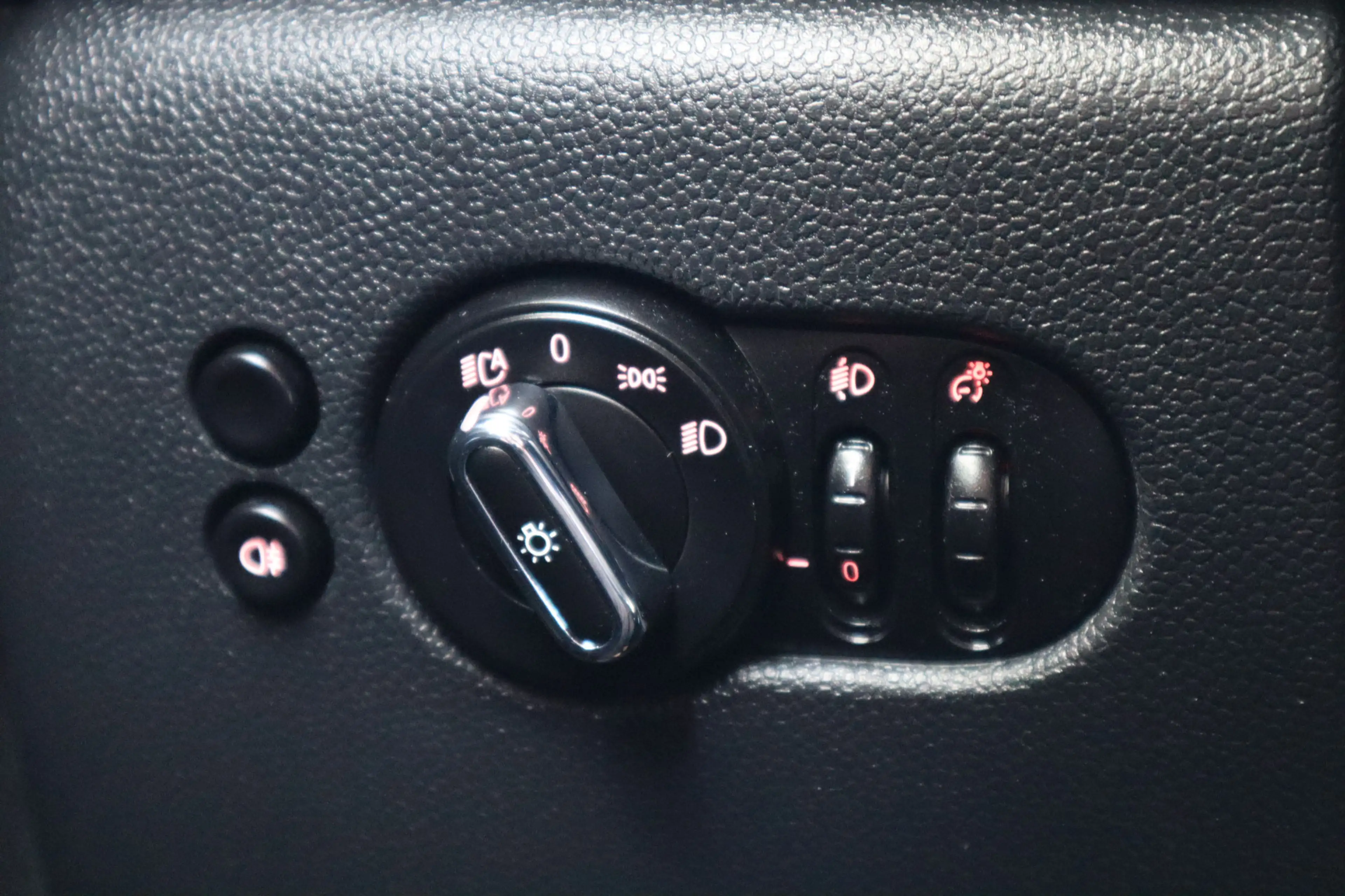MINI One 1.5 First Essential | Cruise control | DAB | — photo 18