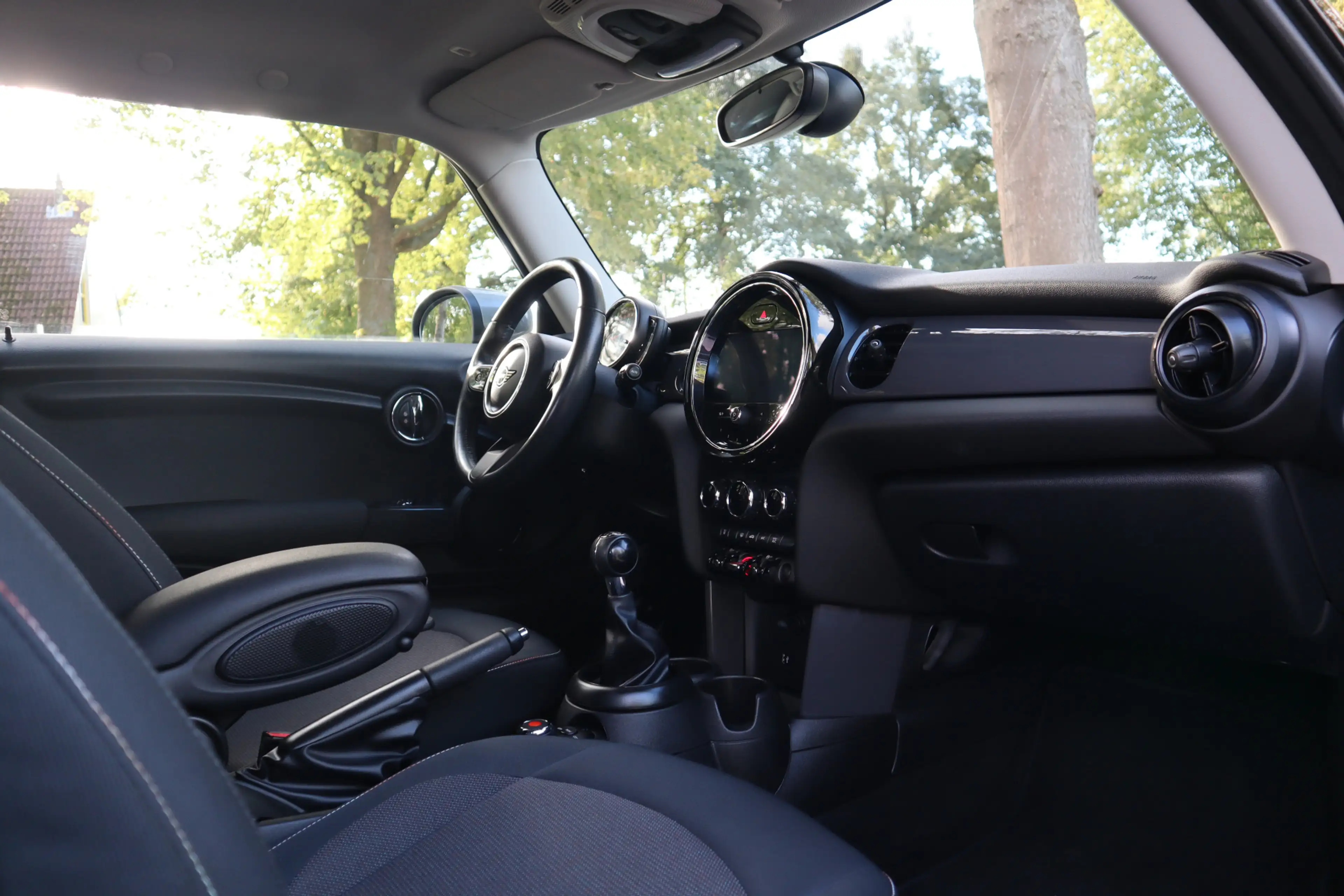 MINI One 1.5 First Essential | Cruise control | DAB | — photo 8