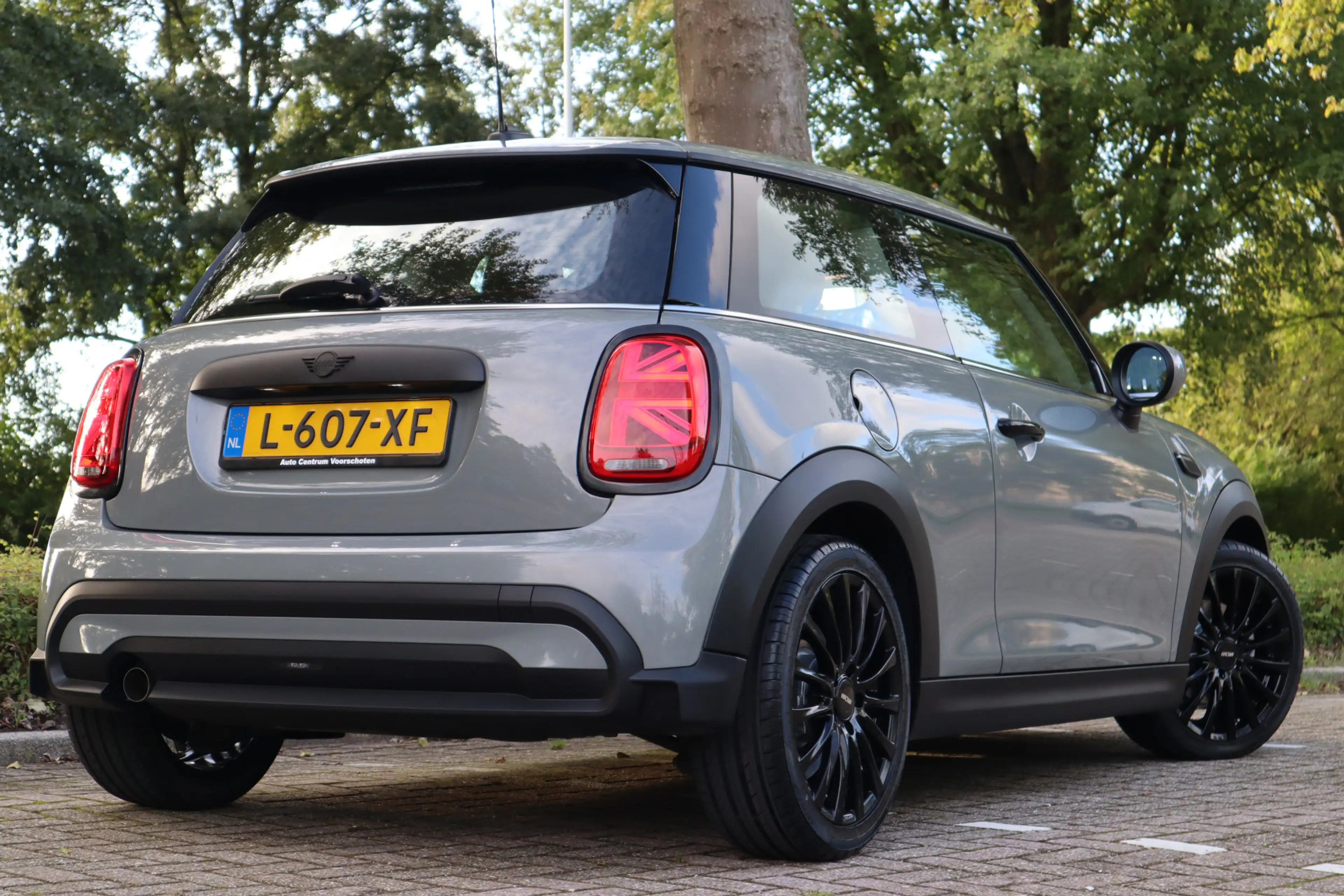 MINI One 1.5 First Essential | Cruise control | DAB | — photo 2