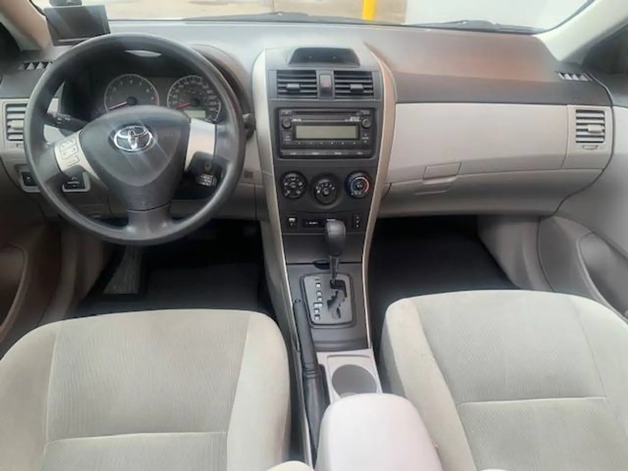 Toyota Corolla photo Toyota Corolla