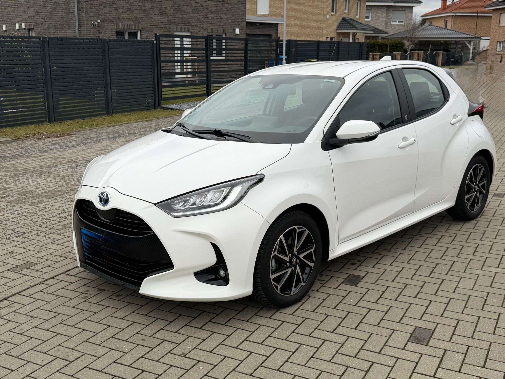 Second hand Toyota Yaris 1.5