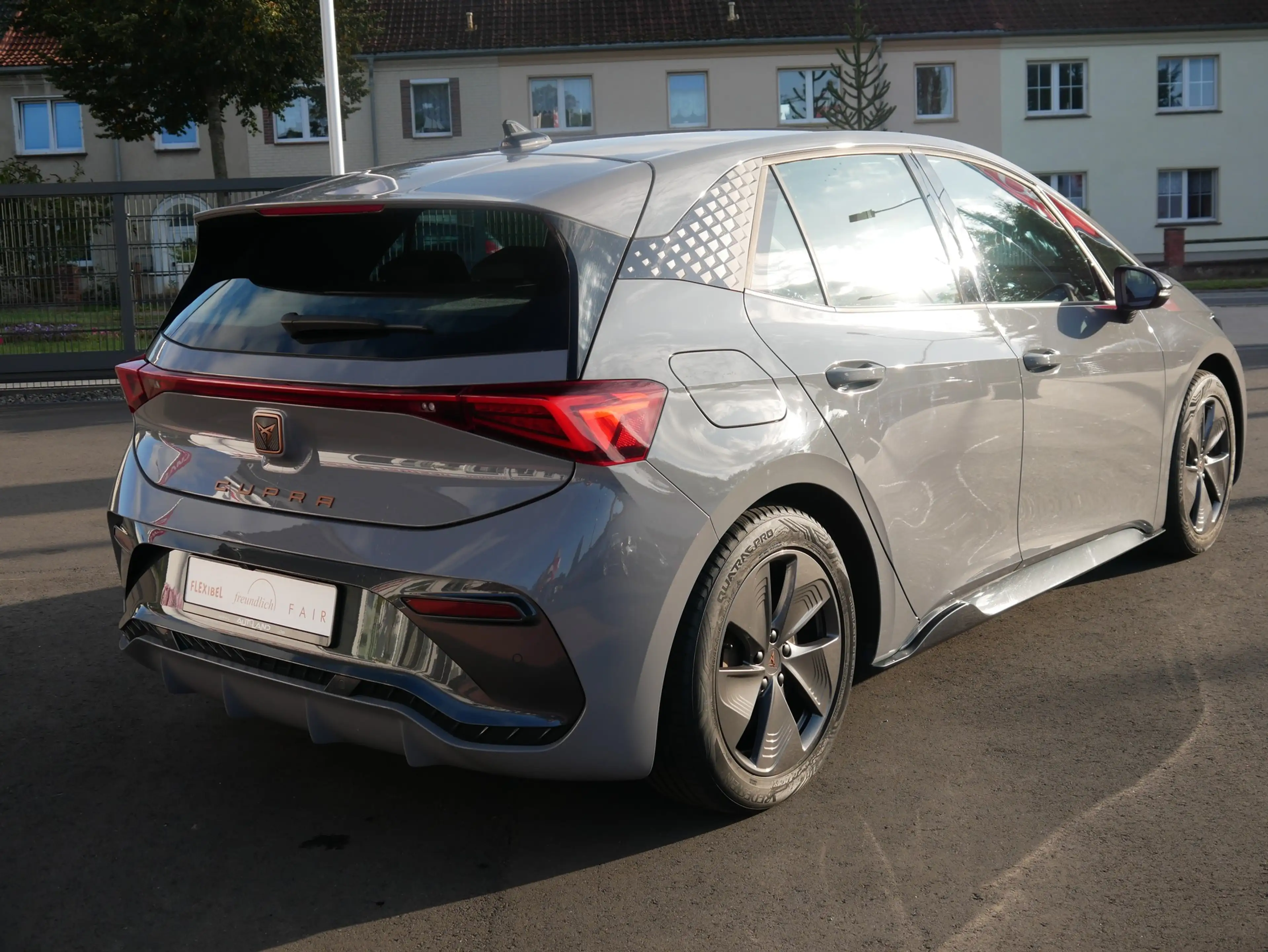 CUPRA Born 150 kW ACC Kamera Virtual Cockpit Spurhalte — photo 5