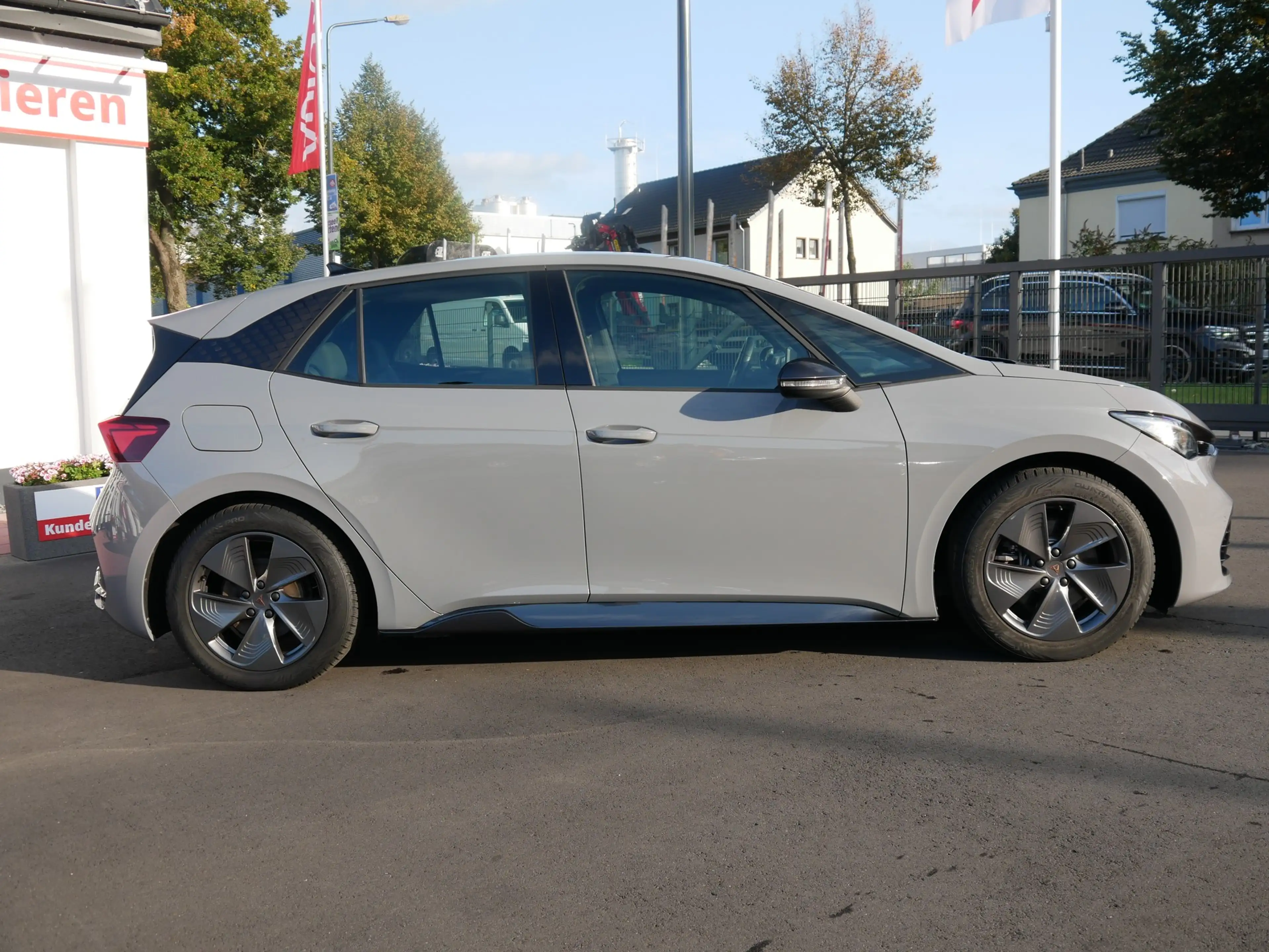 CUPRA Born 150 kW ACC Kamera Virtual Cockpit Spurhalte — photo 6