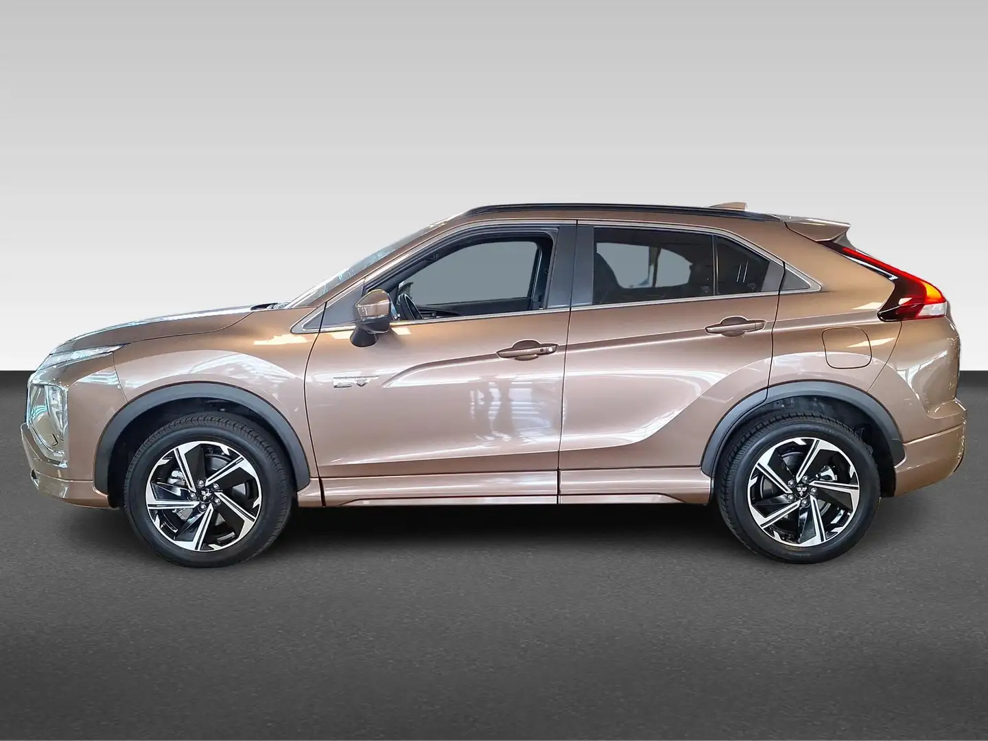 Mitsubishi Eclipse Cross 2.4 PHEV Executive Bruin - 2