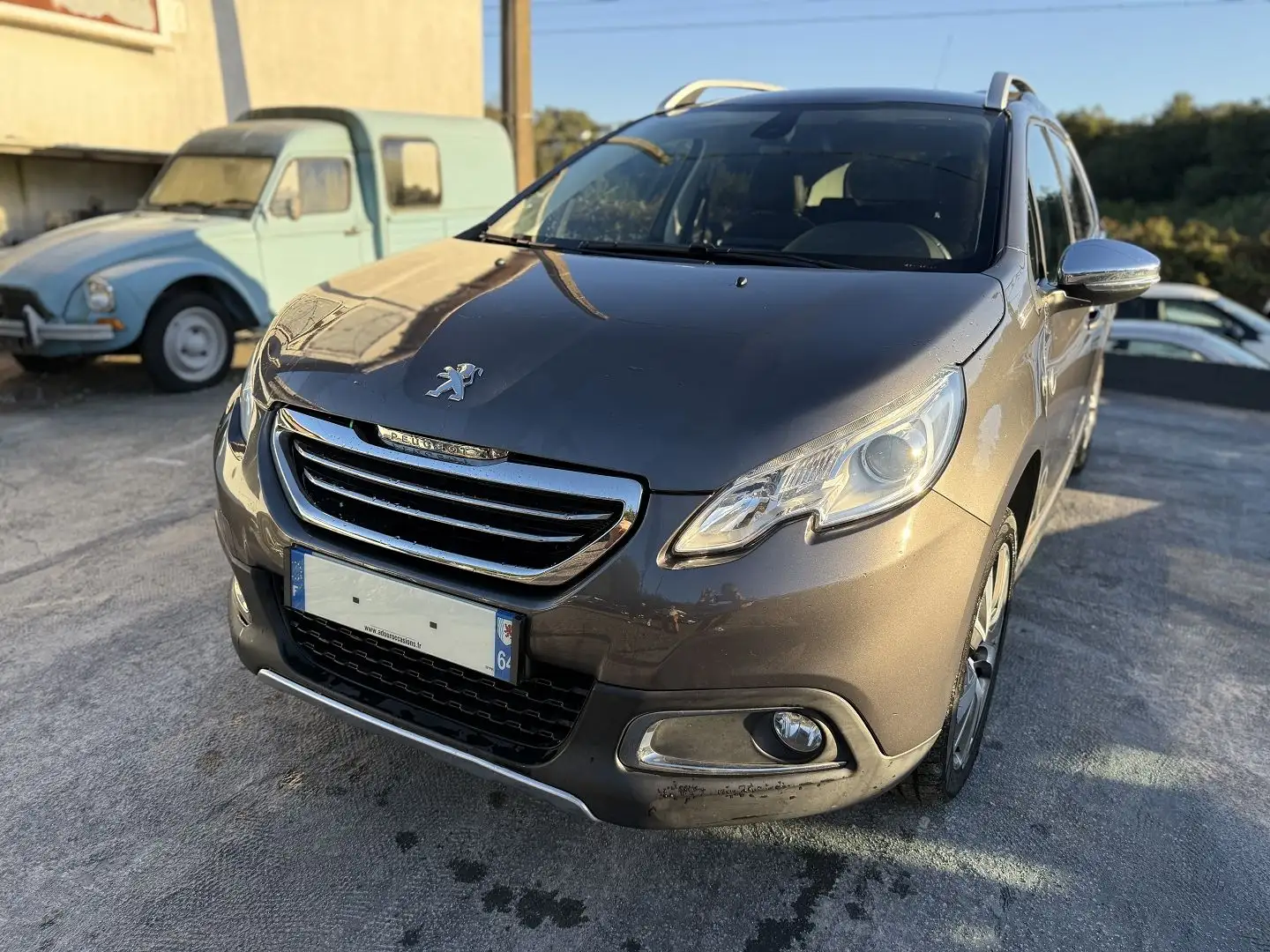 Peugeot 2008 1.6 BLUEHDI 120CH CROSSWAY S\u0026S Gris - 2