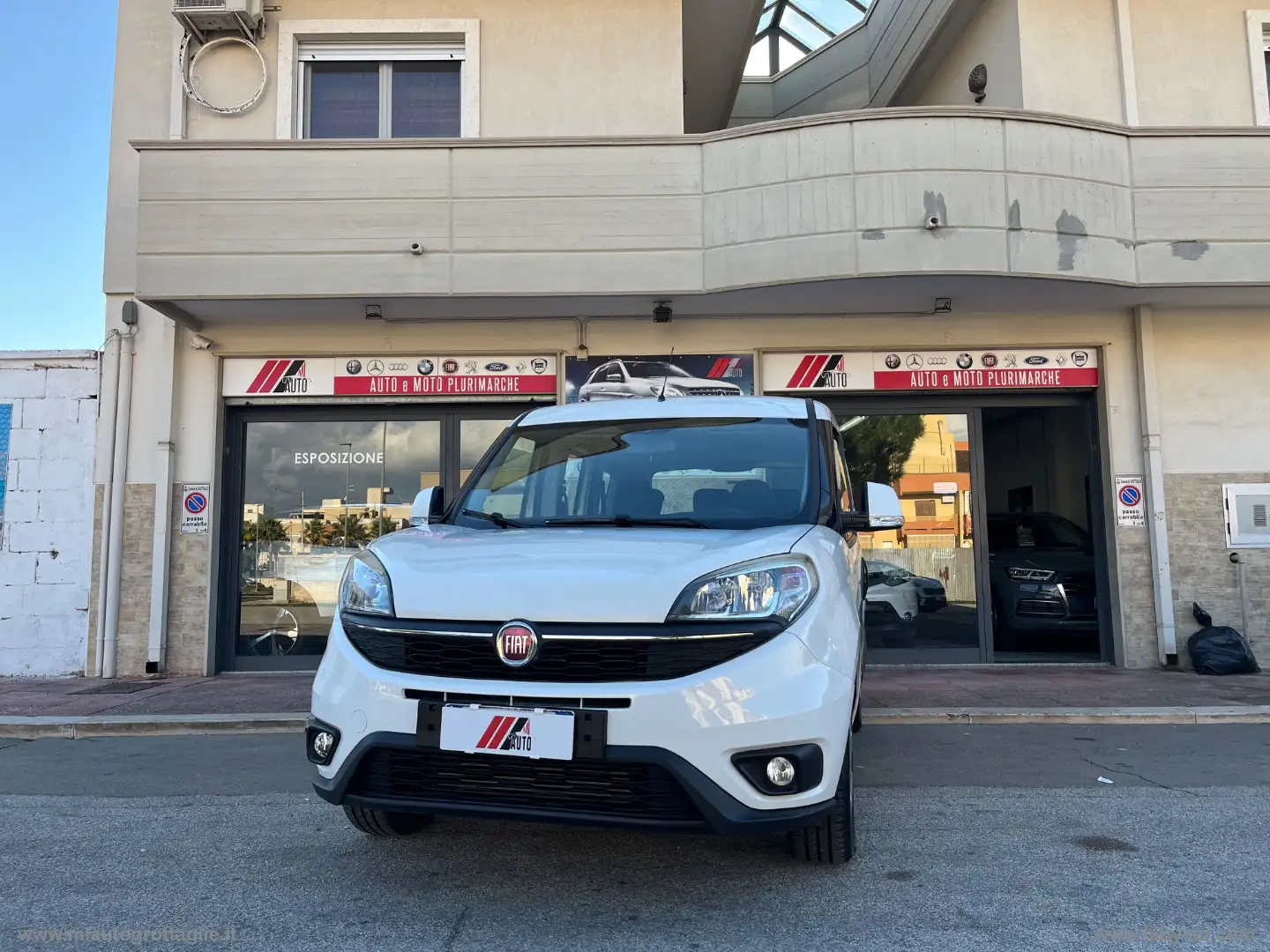 Fiat Doblo 1.4 T-Jet Natural Power Lounge Blanc - 2
