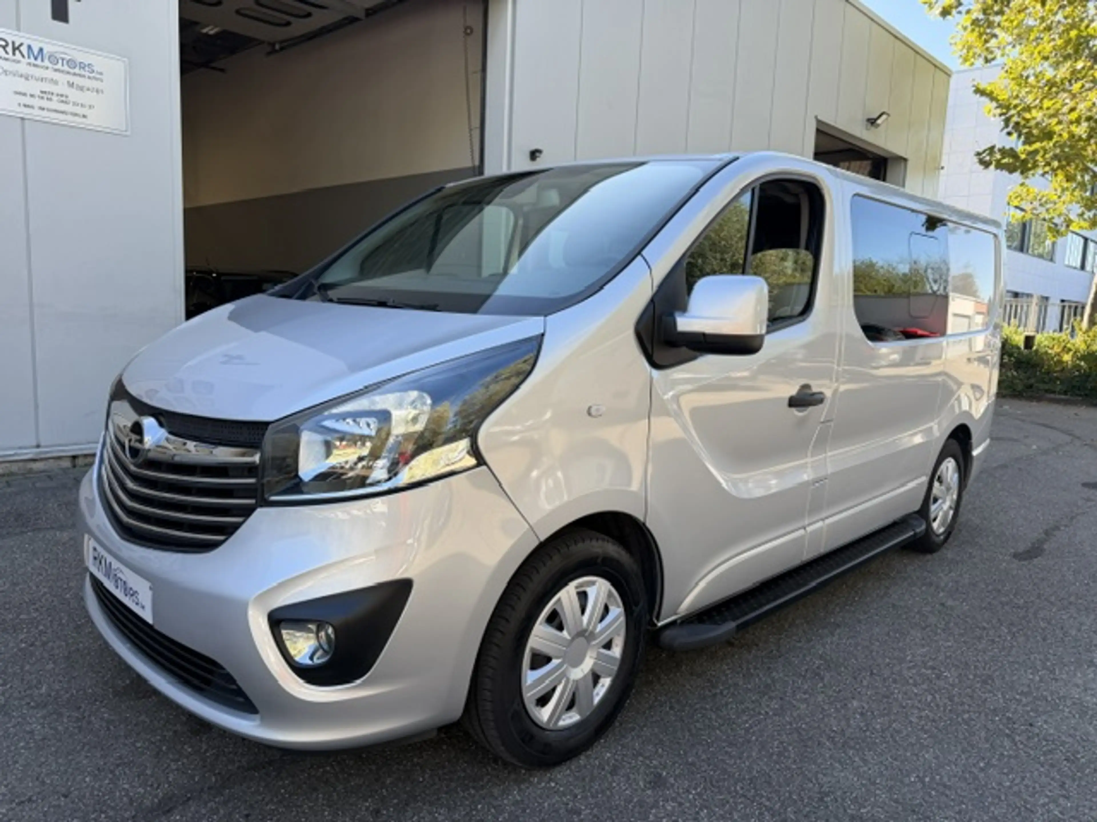 Opel Vivaro 1.6 CDTi L1H1 BiTurbo Cosmo 5 Platsen